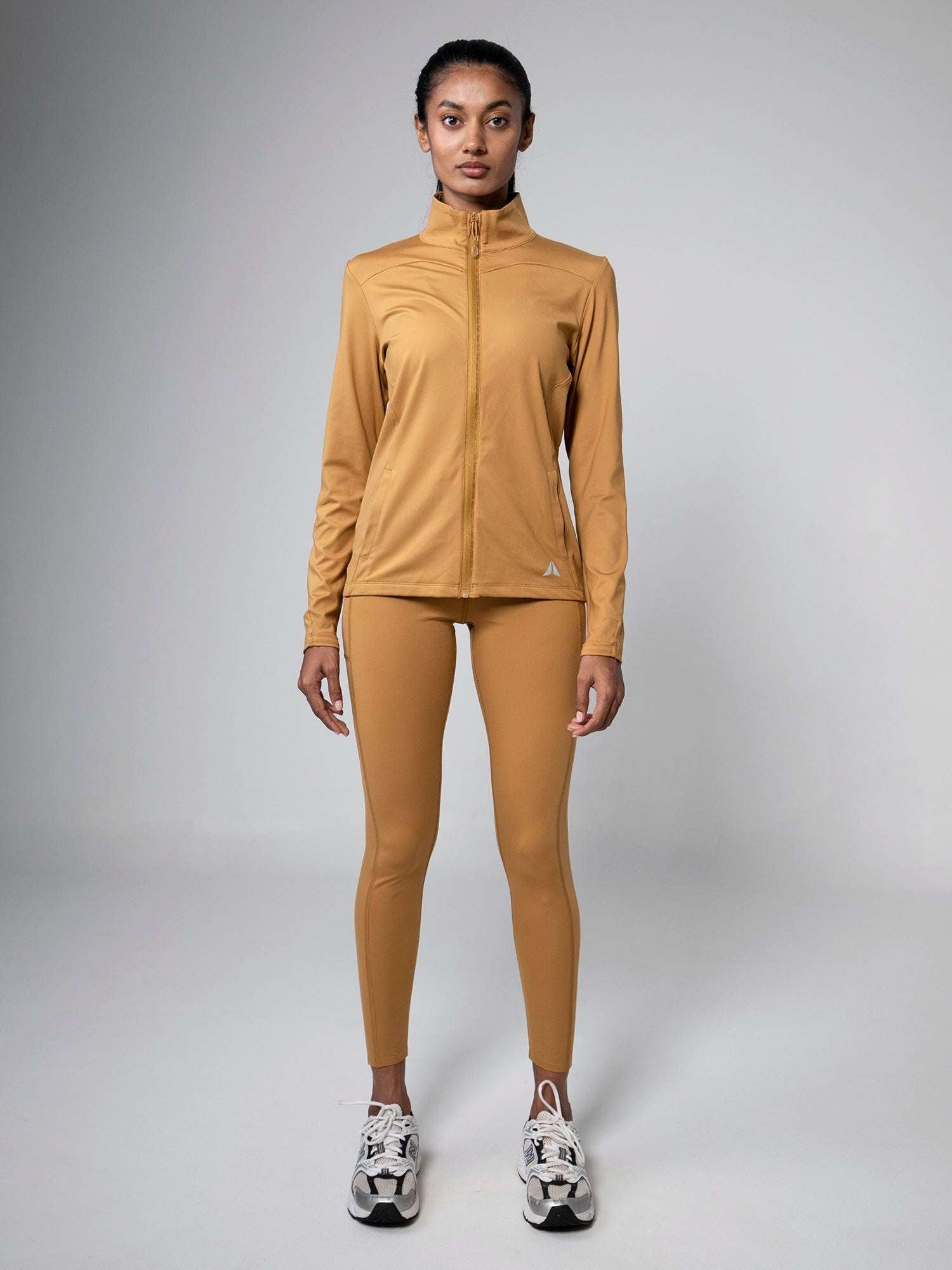 RAIN PERFORMANCE JACKET - CARAMEL