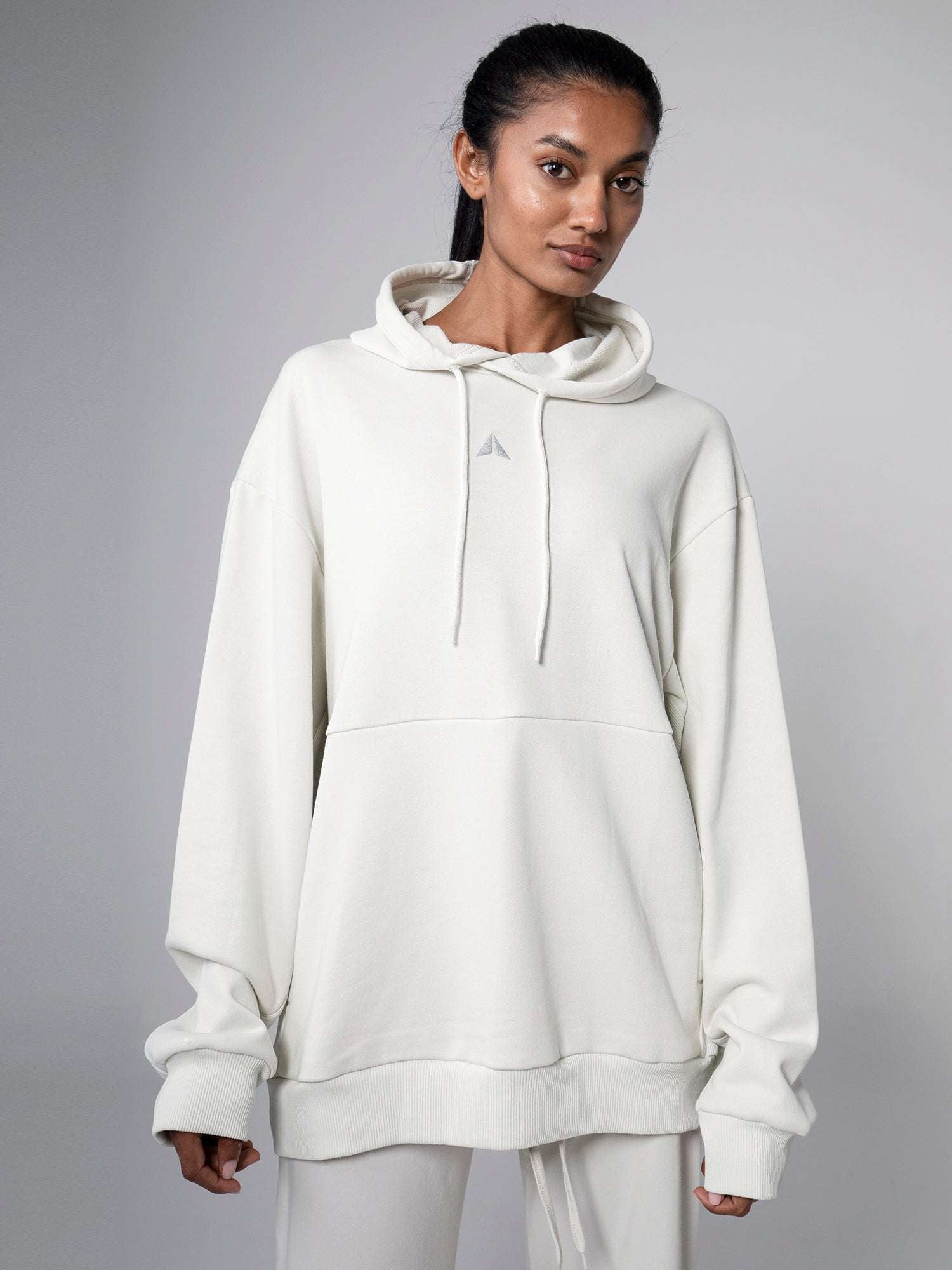 UNISEX SANTARO OVERSIZE HOODIE For Women - Aora Activewear Shop online in UAE