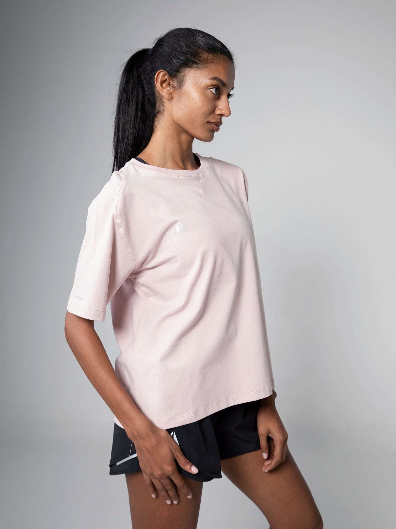 ZENJA LOOSE SHIRT For Women - Aora Activewear Shop online in Sharjah