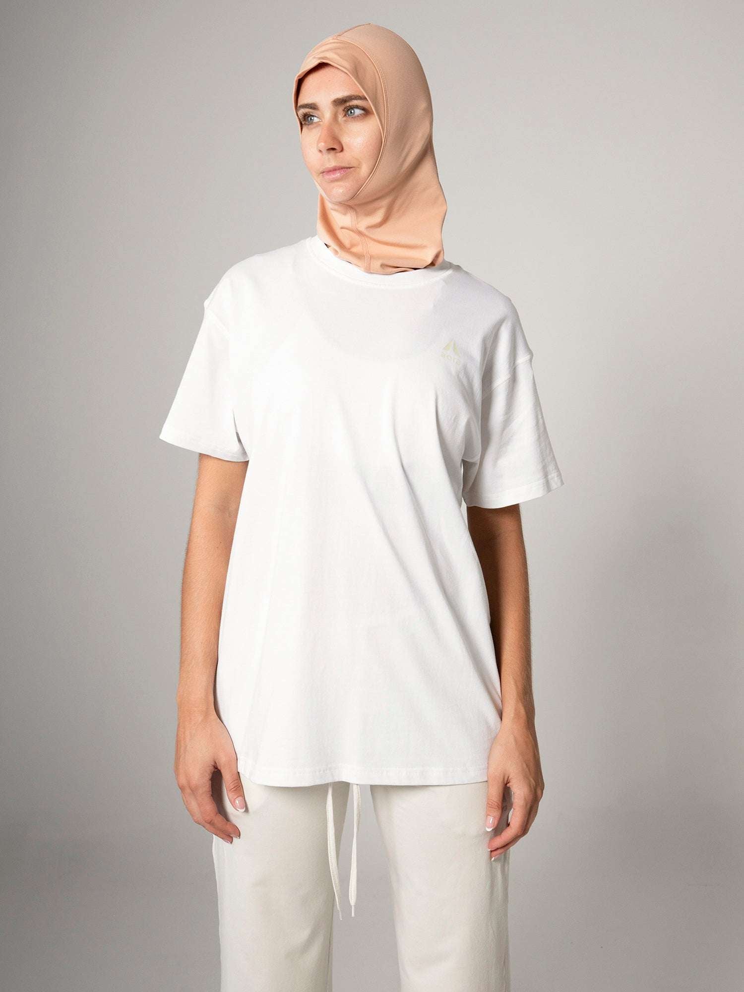 UNISEX SEASON GRAPHIC TSHIRT - V2 For Women - Aora Activewear Shop online in Dubai