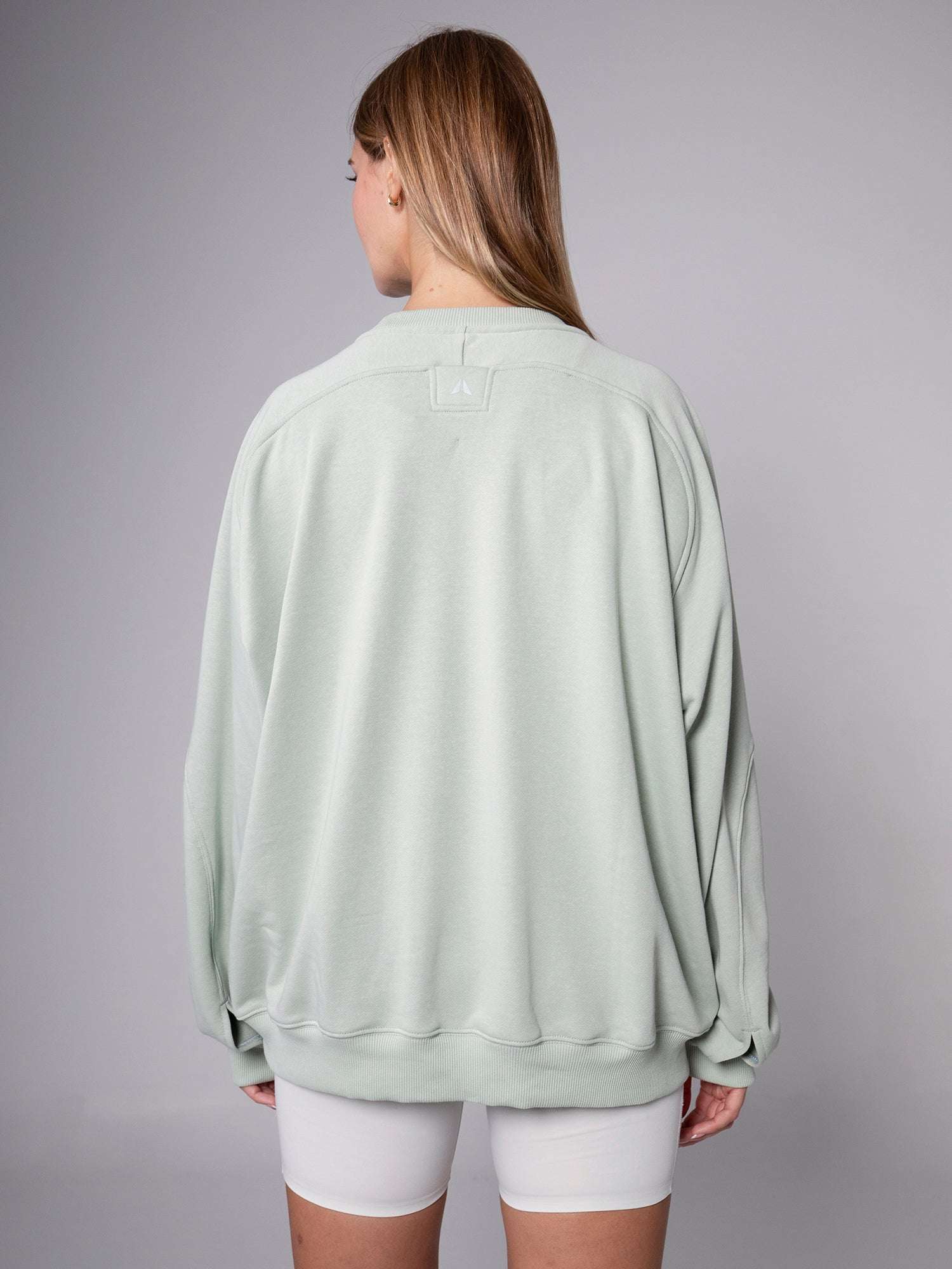 UNISEX NAIKAN OVERSIZE SWEATER For Women - Aora Activewear Shop online in bu Dhabi