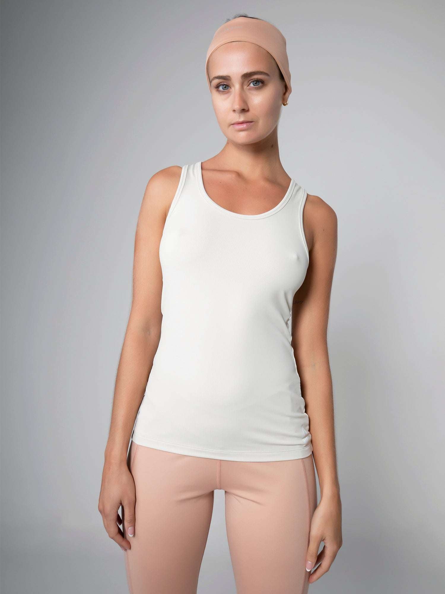 DAILY TANK TOP For Women - Aora Athliesure Shop online in UAE