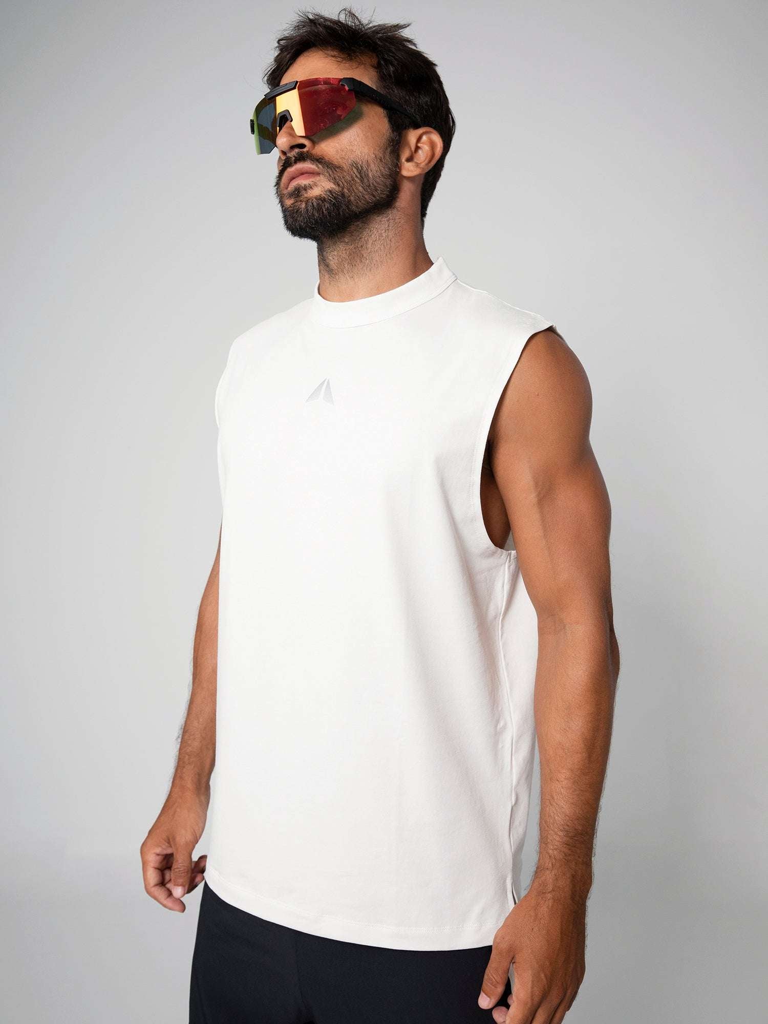 efu EATHER SLEEVELESS TOP ホワイトF adidas Techfit Compression Training Sleeveless T-shirt White