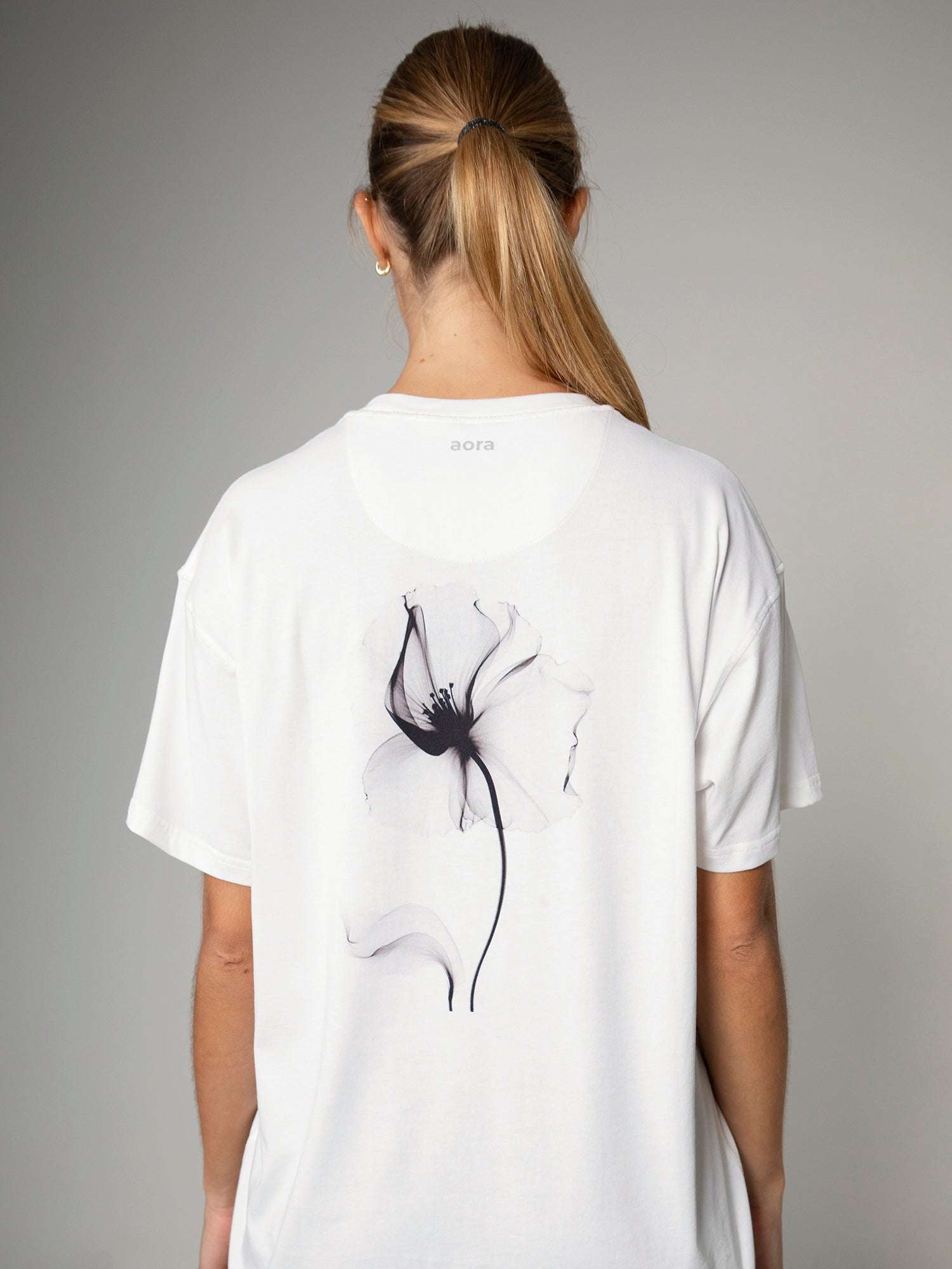 UNISEX SEASON GRAPHIC TSHIRT - V5 For Women - Aora Activewear Shop online in Dubai