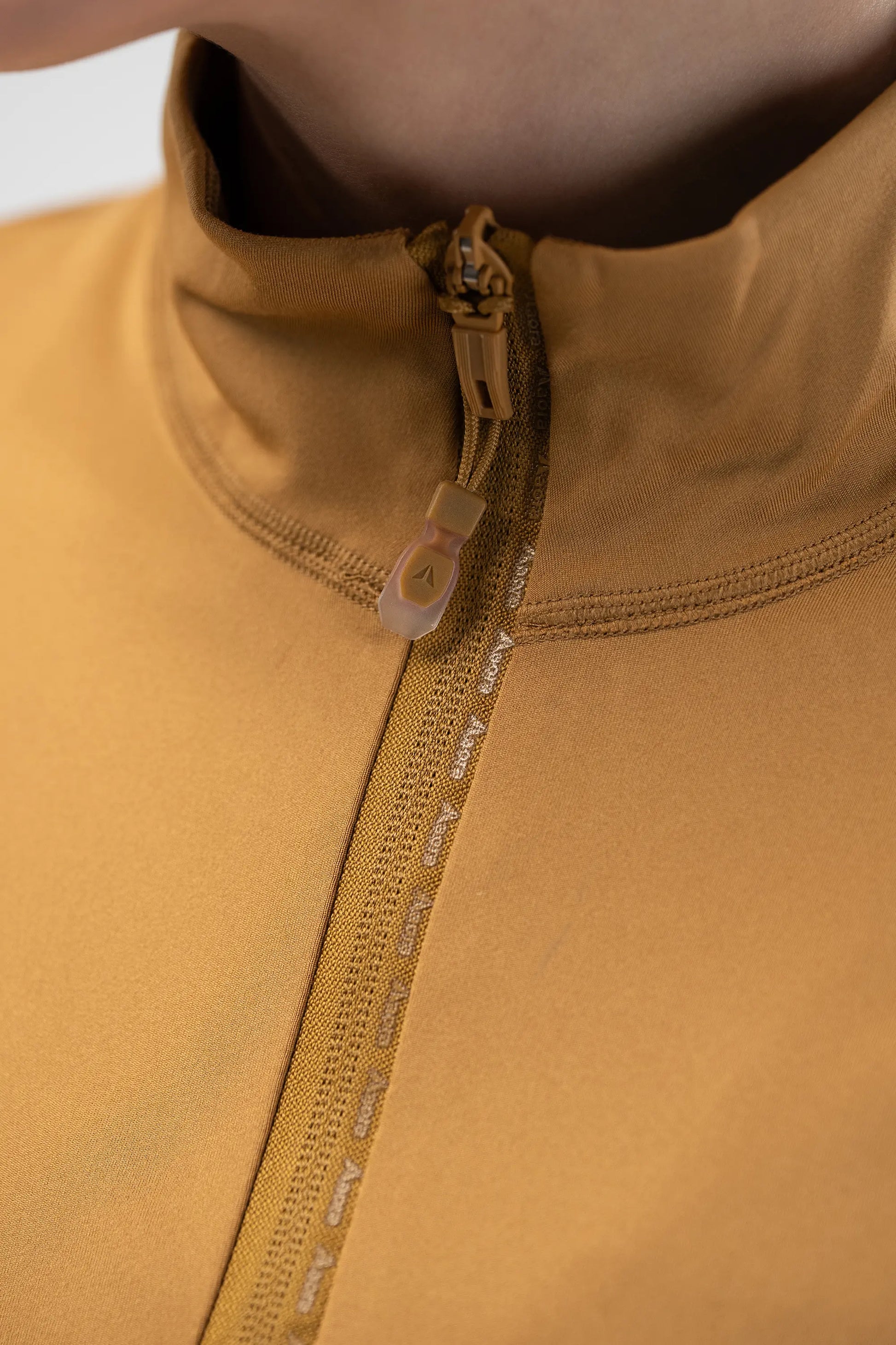 KANZEI ZIP LONGSLEEVE