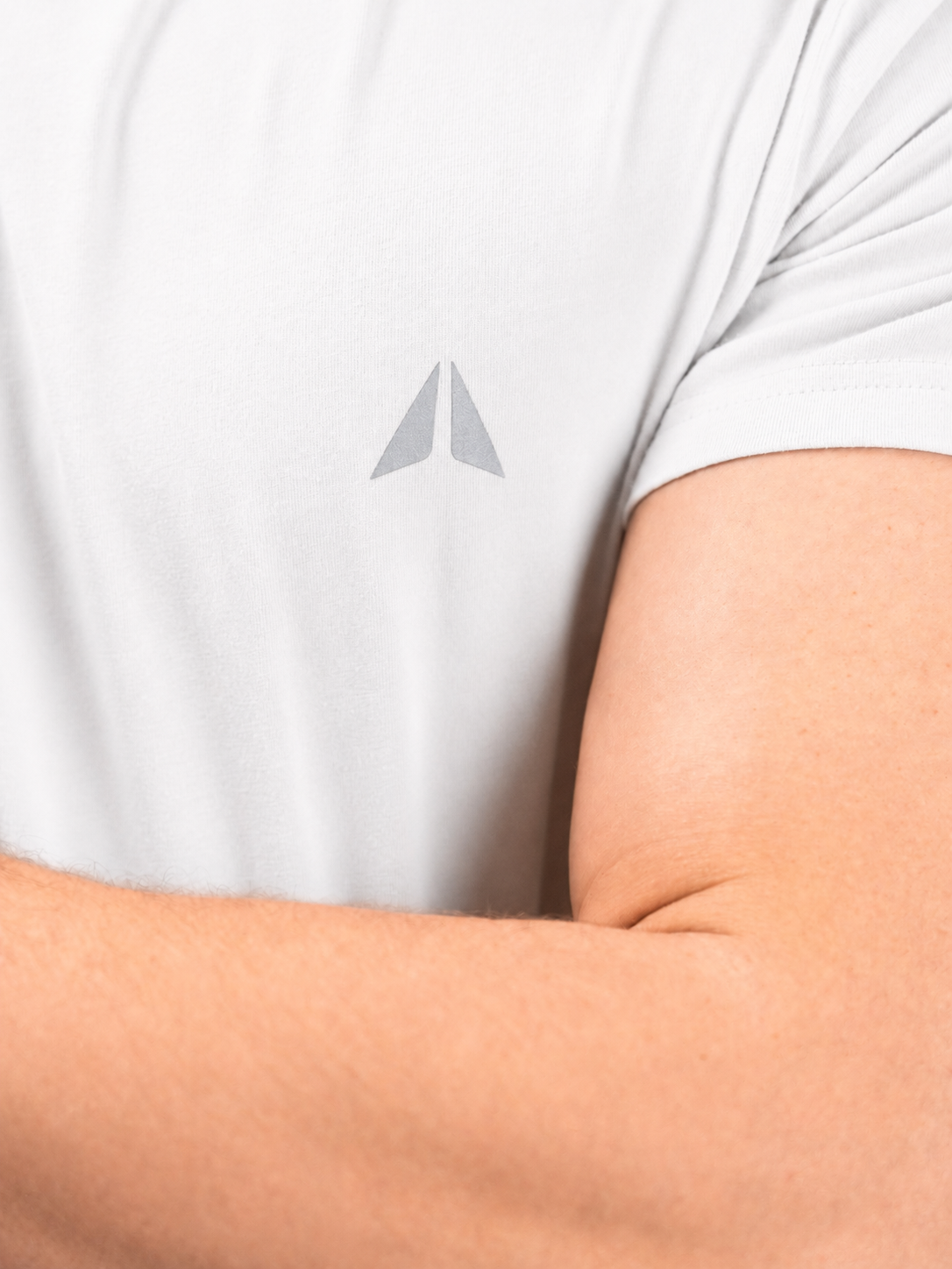 PERFORMANCE BASIC TSHIRT - BEACH