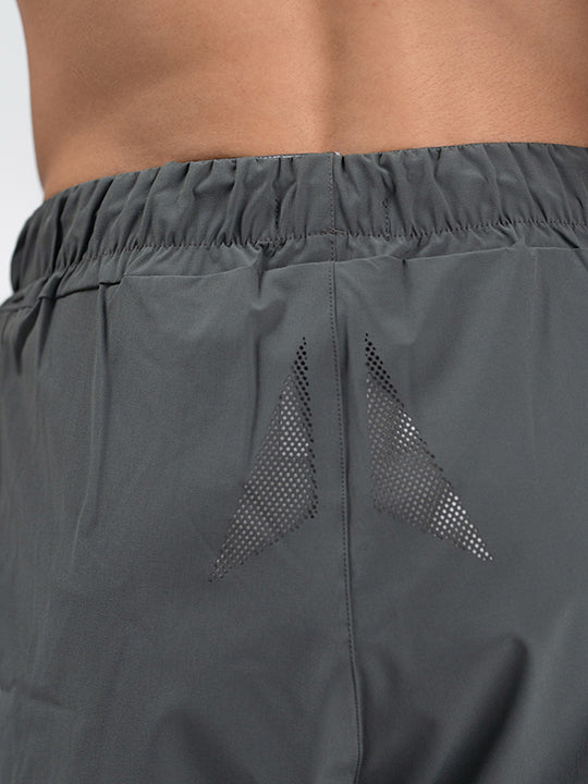 HIGH PERFORMANCE SHORT