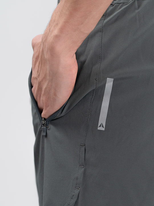 HIGH PERFORMANCE SHORT