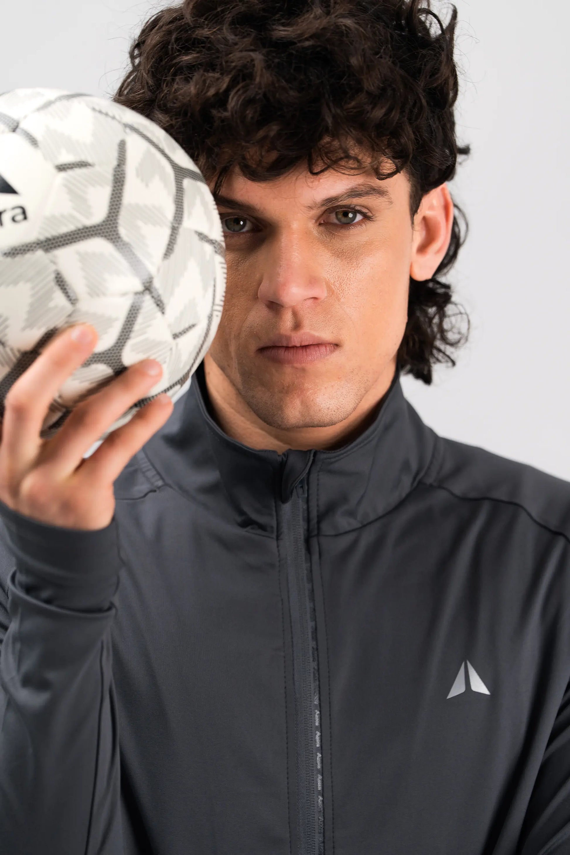 RUNNING JACKET