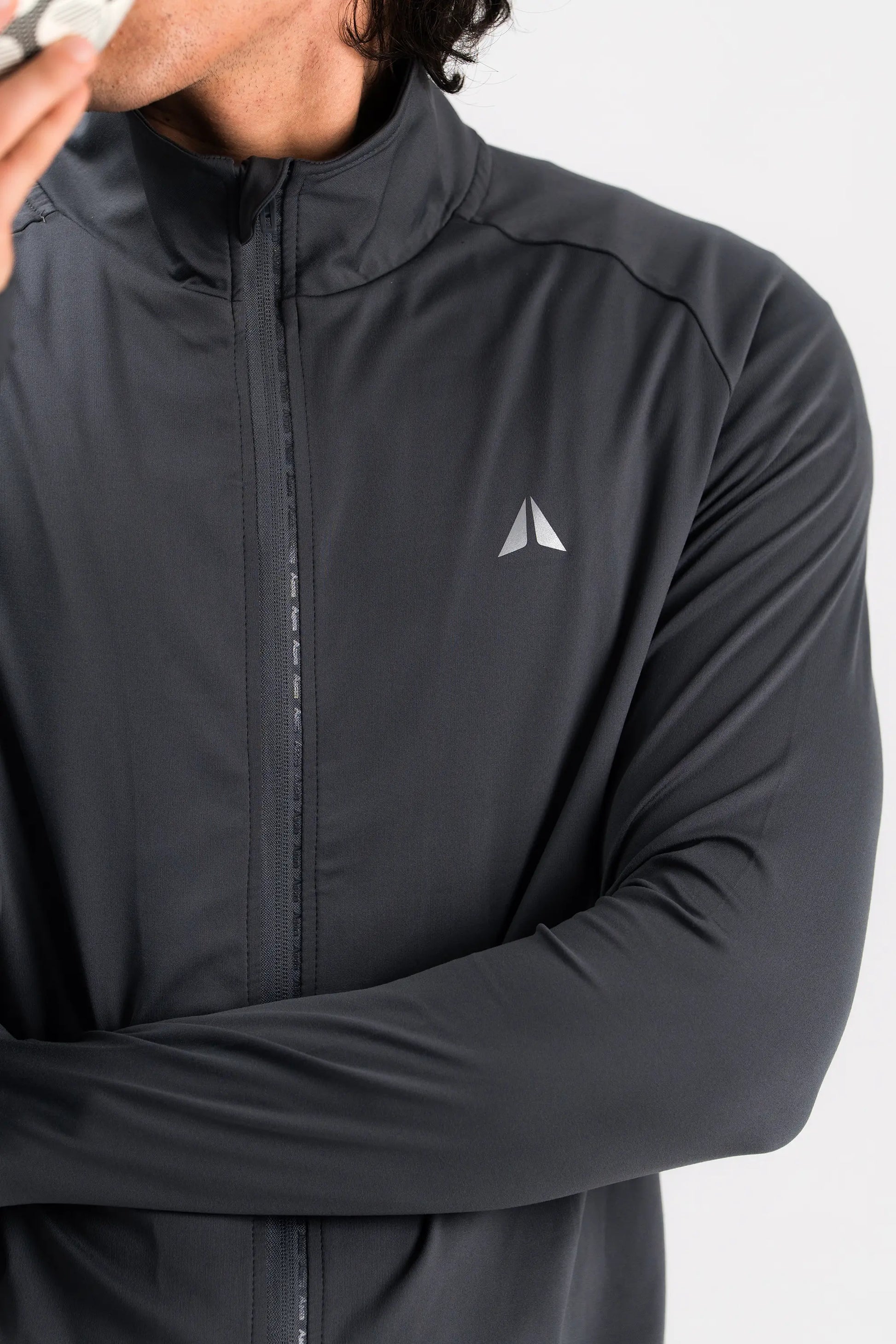 RUNNING JACKET