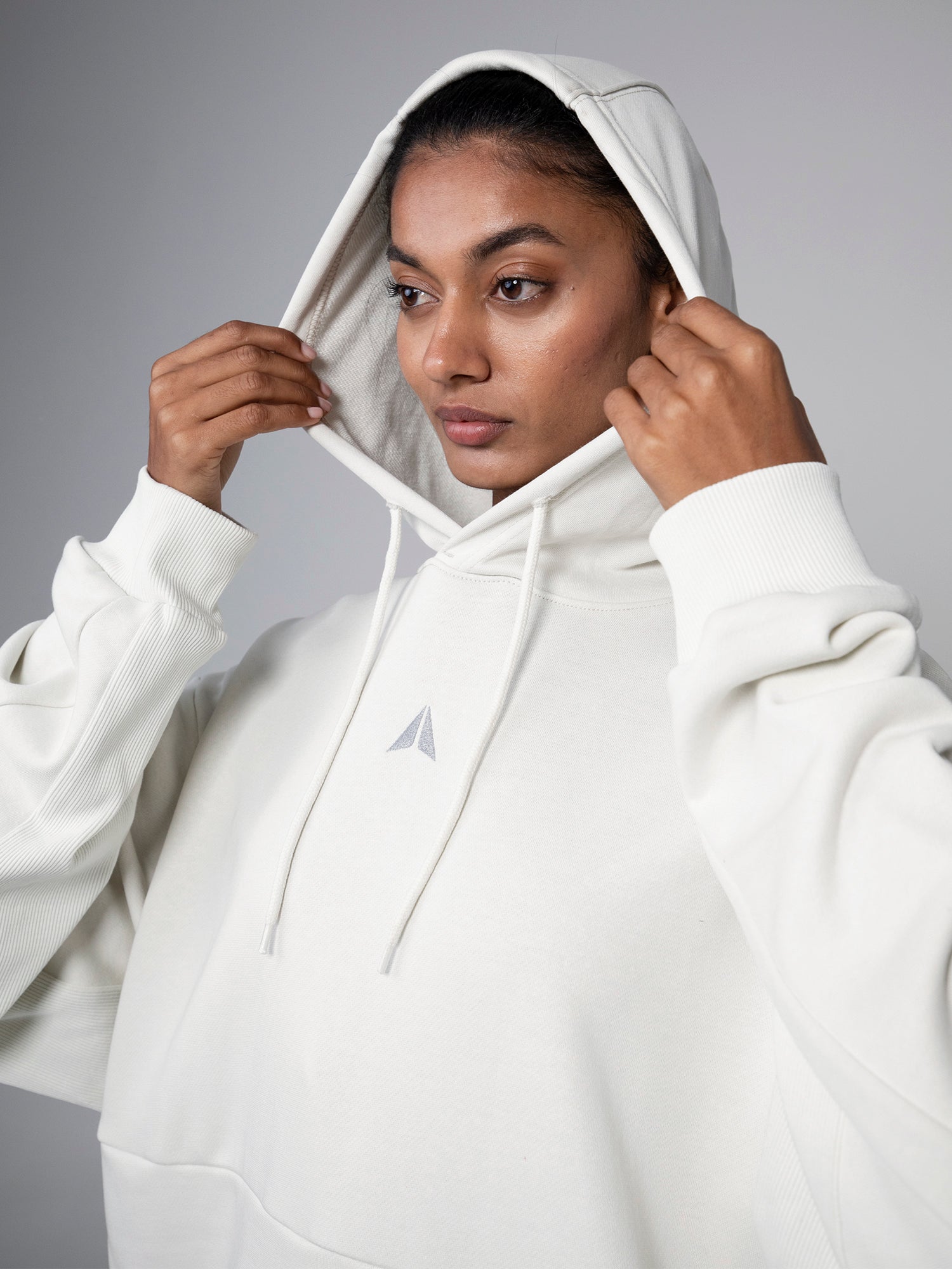 UNISEX SANTARO OVERSIZE HOODIE