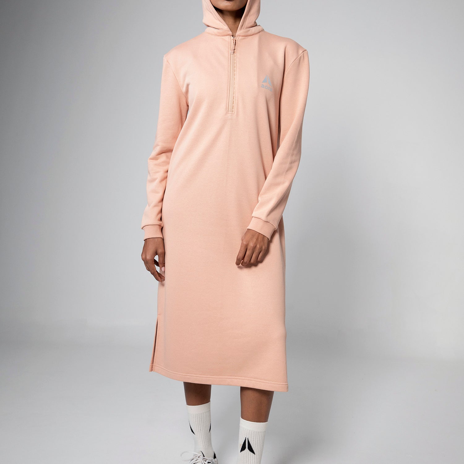 MERAKI HALF ZIP HOODIE