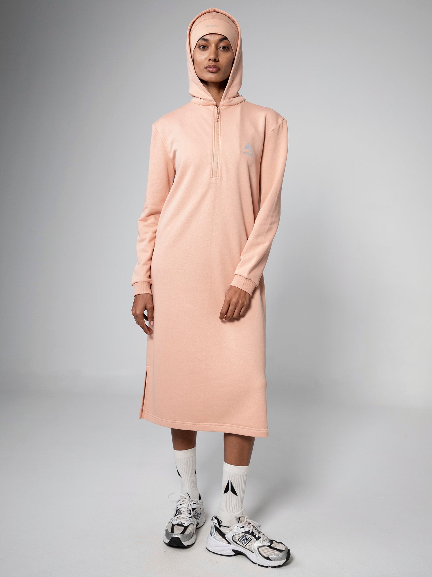 MERAKI HALF ZIP HOODIE