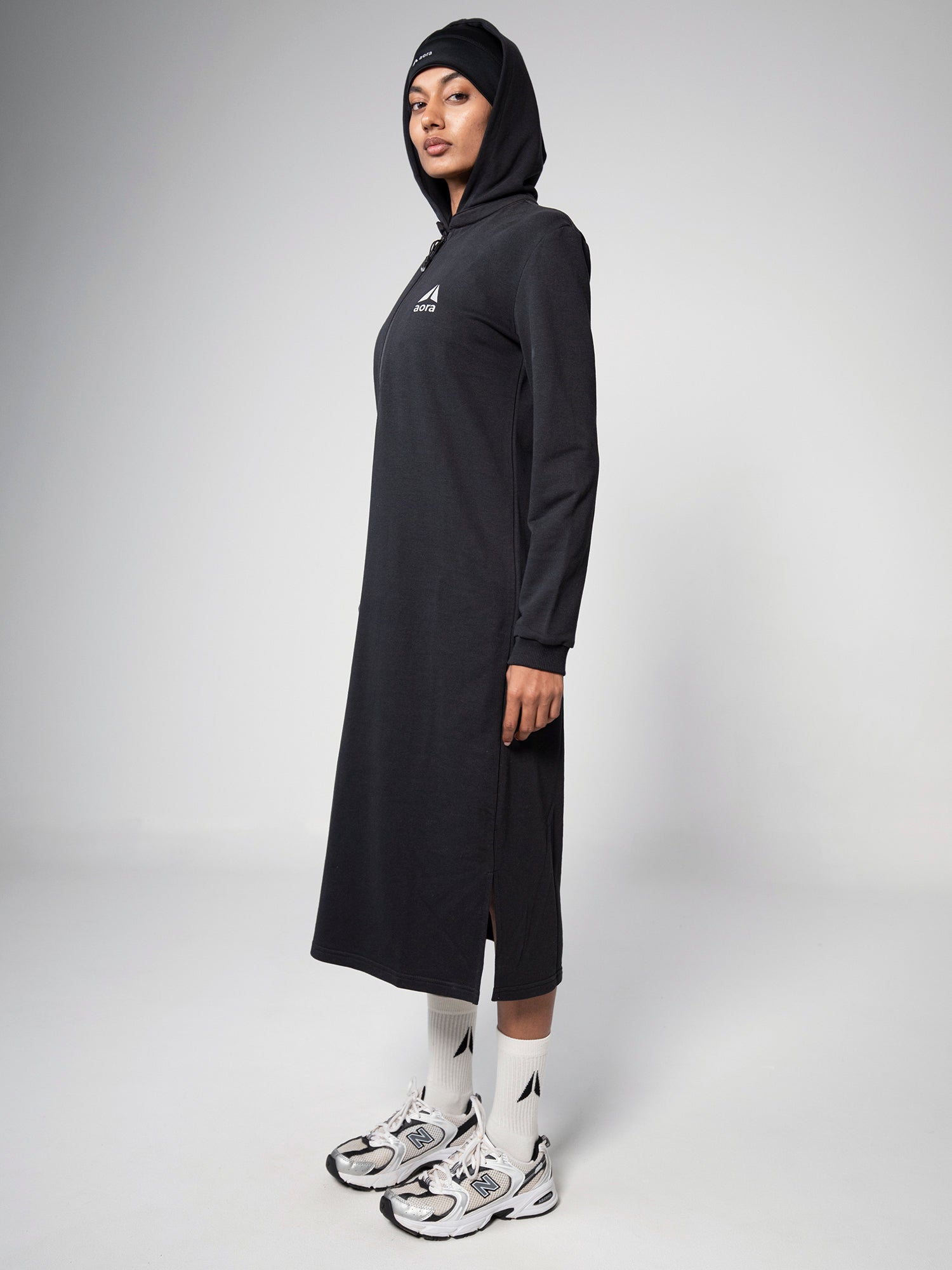 MERAKI HALF ZIP HOODIE