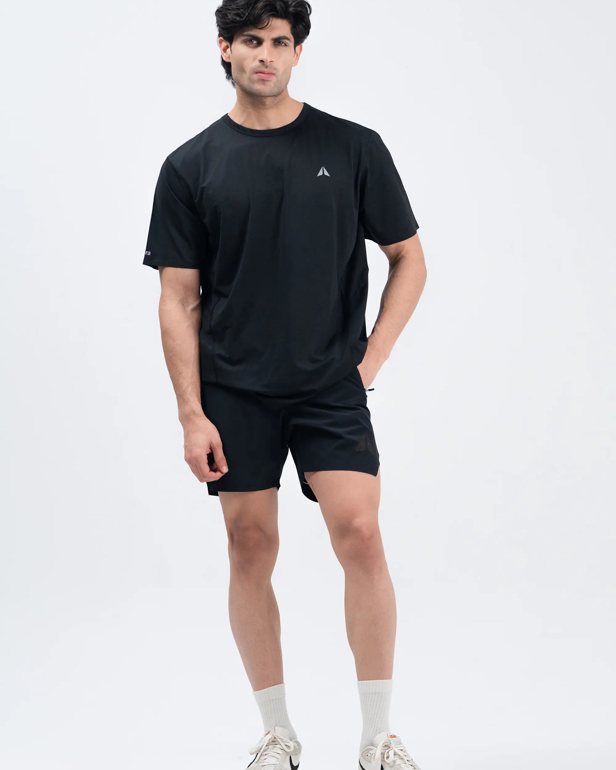PERFORMANCE TSHIRT