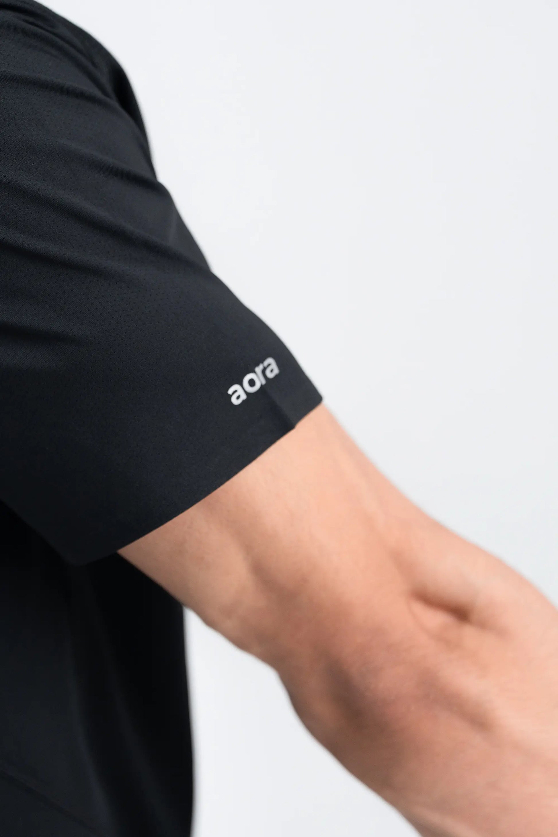 PERFORMANCE TSHIRT