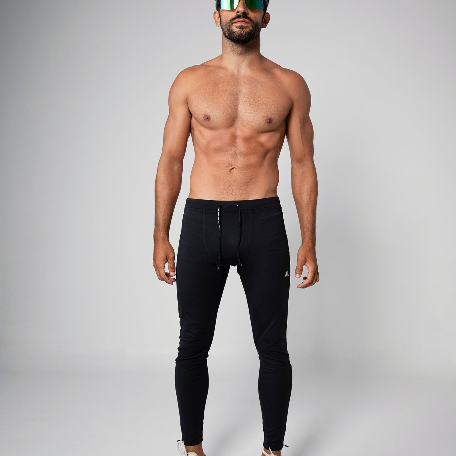 HYBRID TIGHT