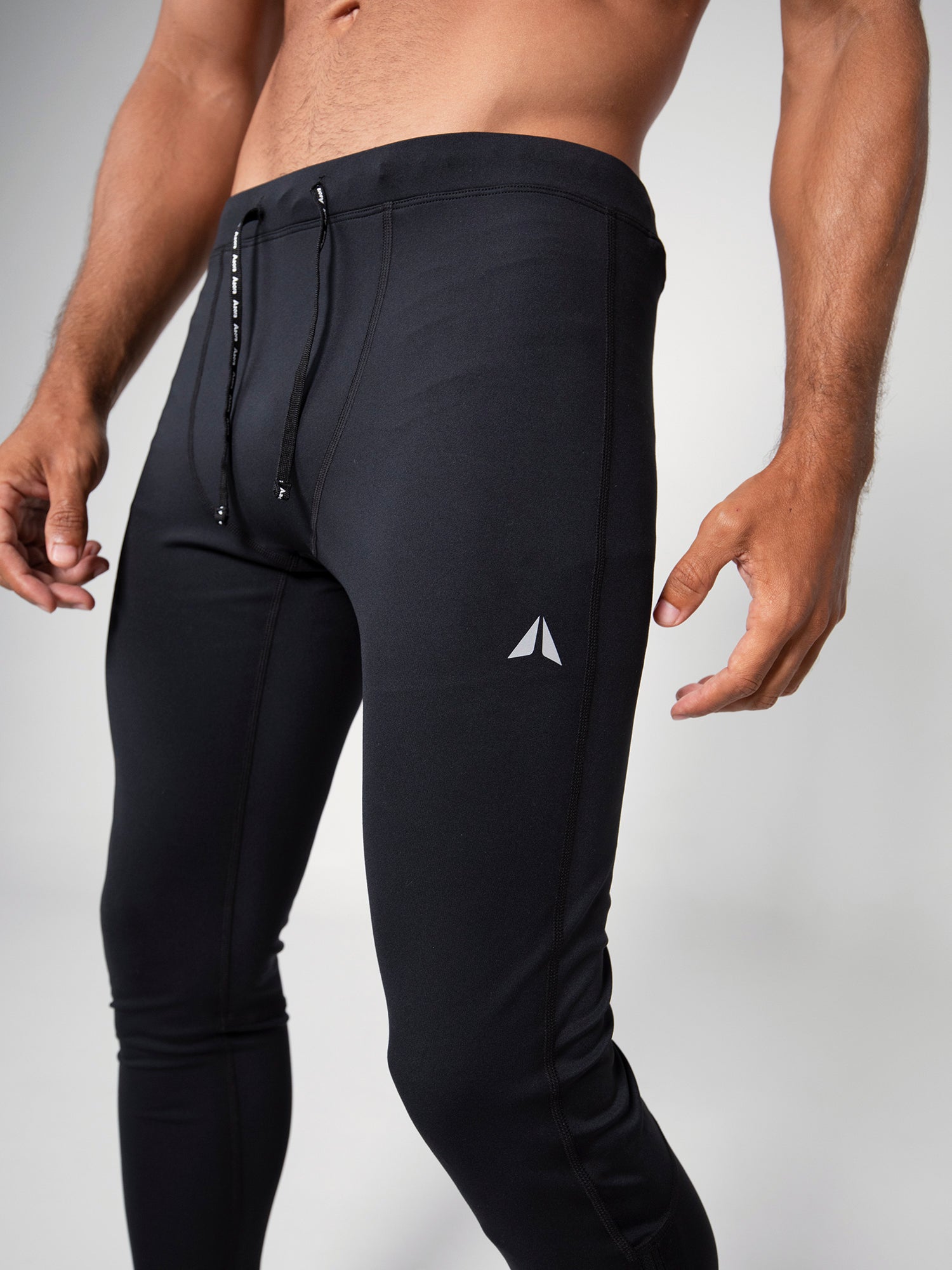 HYBRID TIGHT