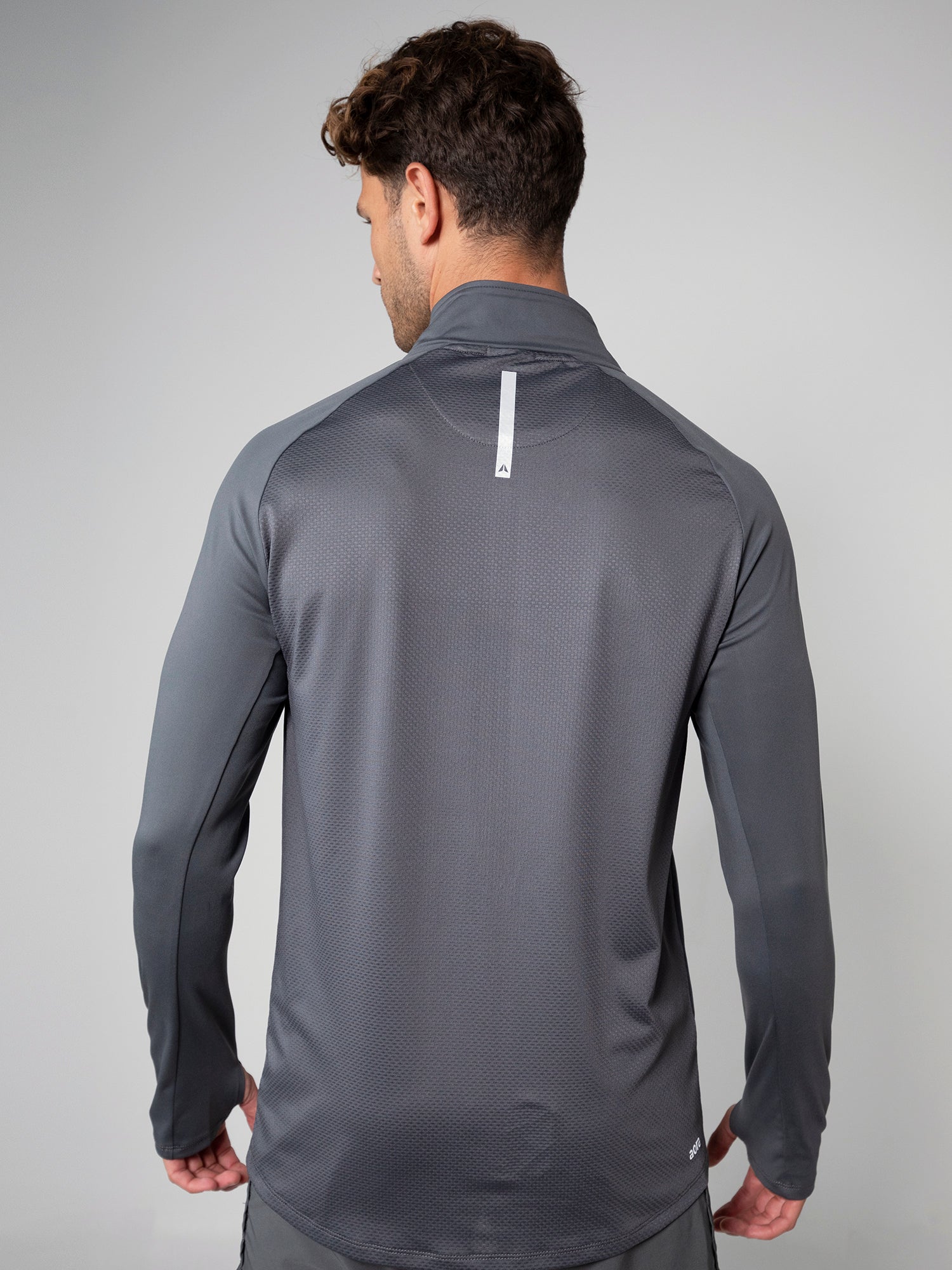 RUNNING JACKET