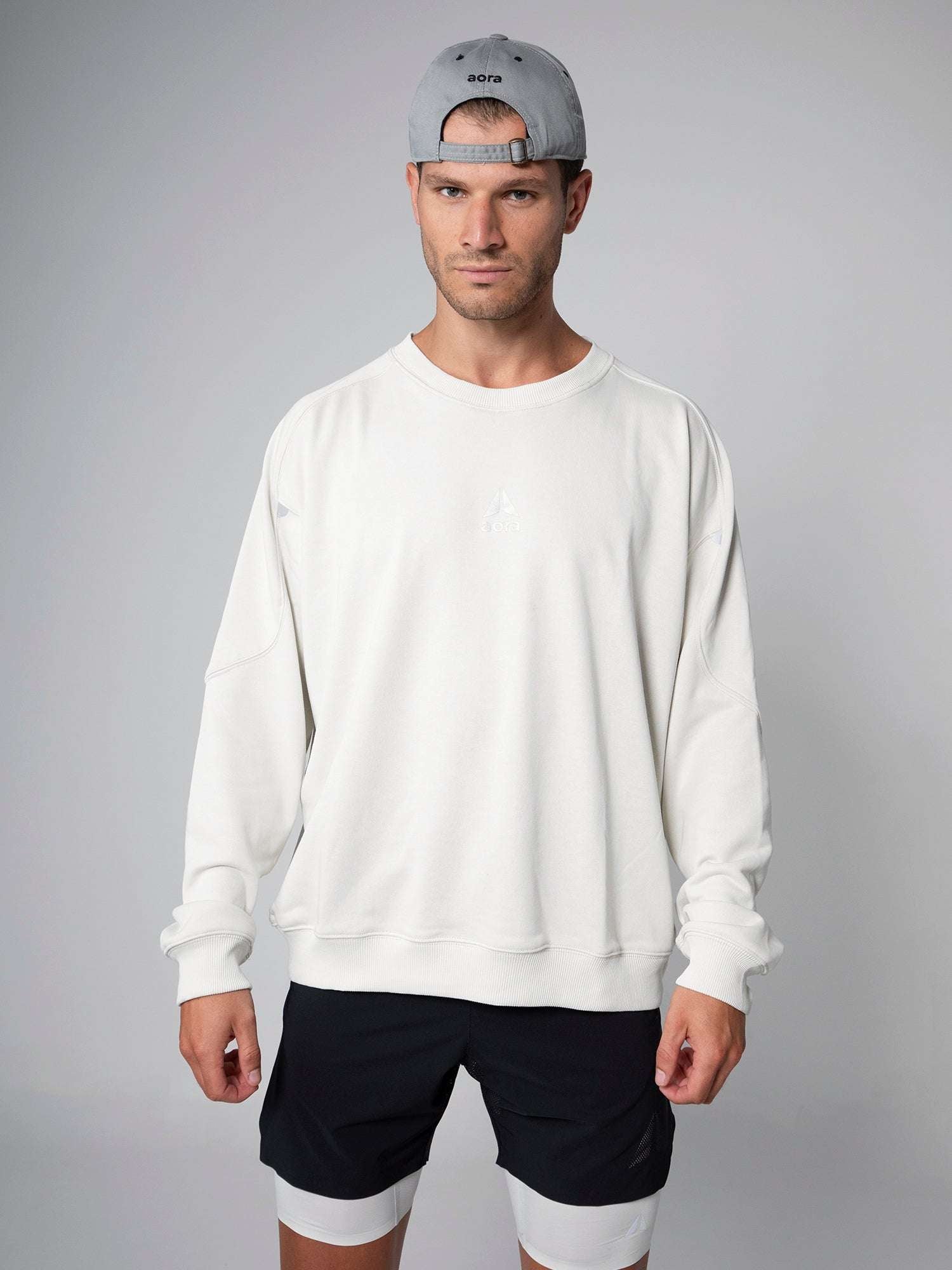 UNISEX NAIKAN OVERSIZE SWEATER For Men - Aora Athliesure Shop online in UAE