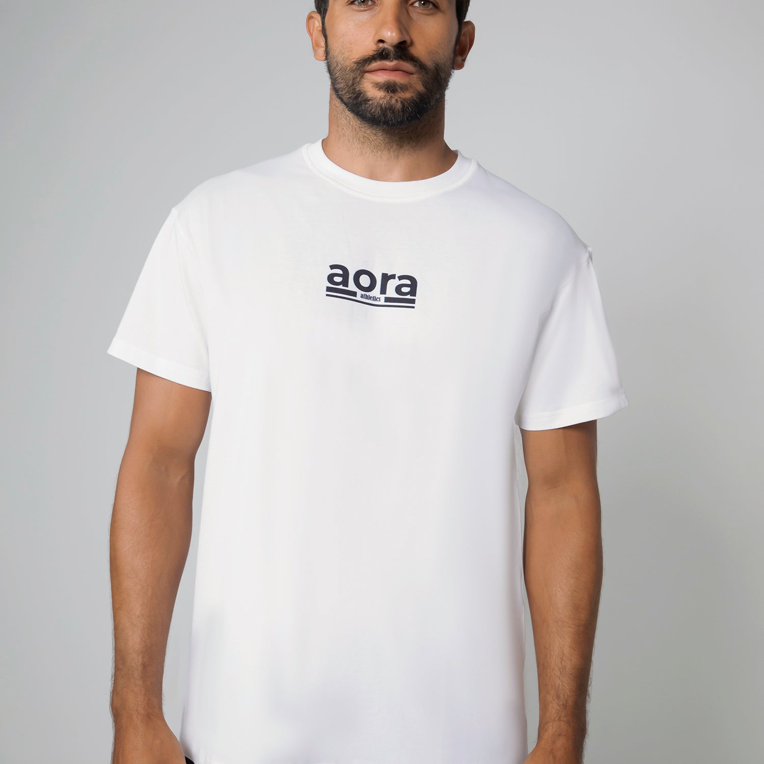   6 V - تيشيرت  جرافيك 