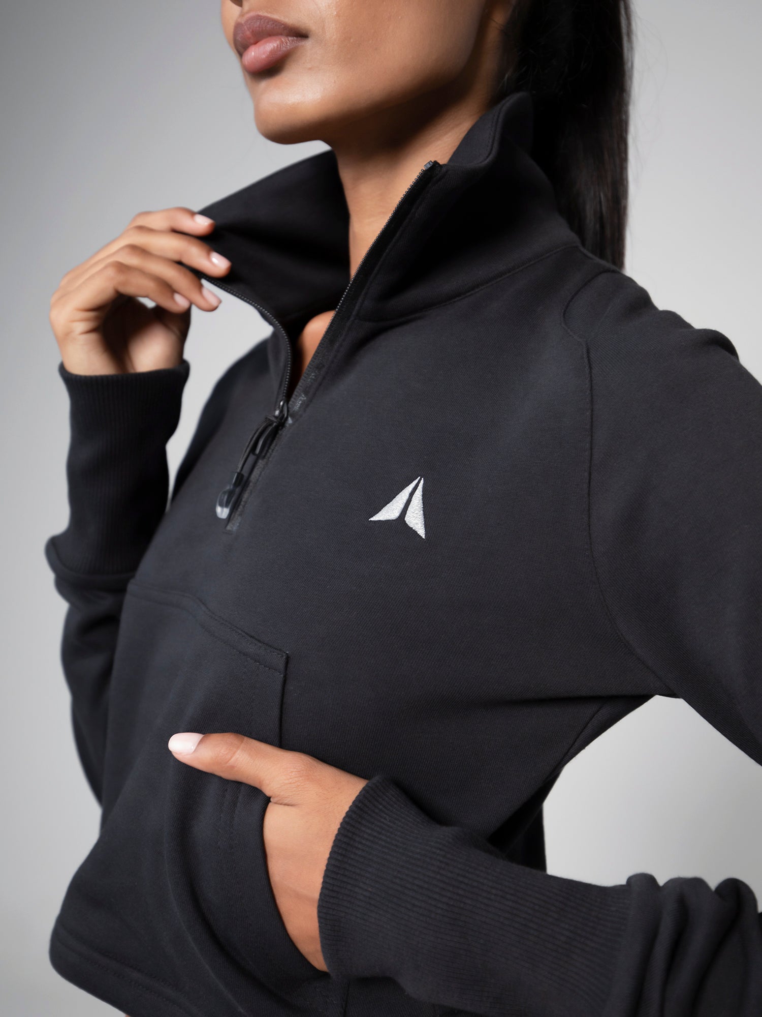 MIHO HALF ZIP SWEATER