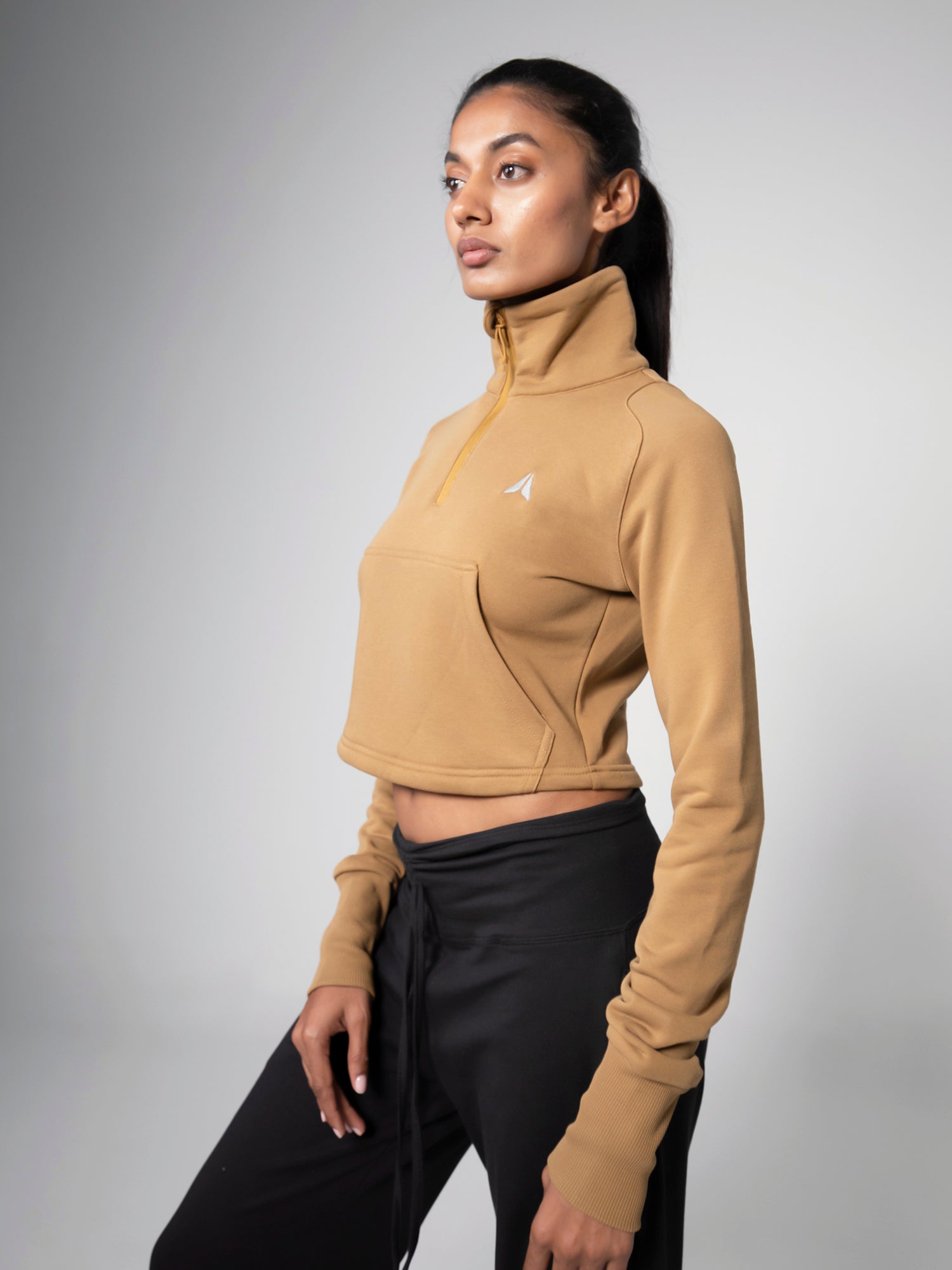 MIHO HALF ZIP SWEATER