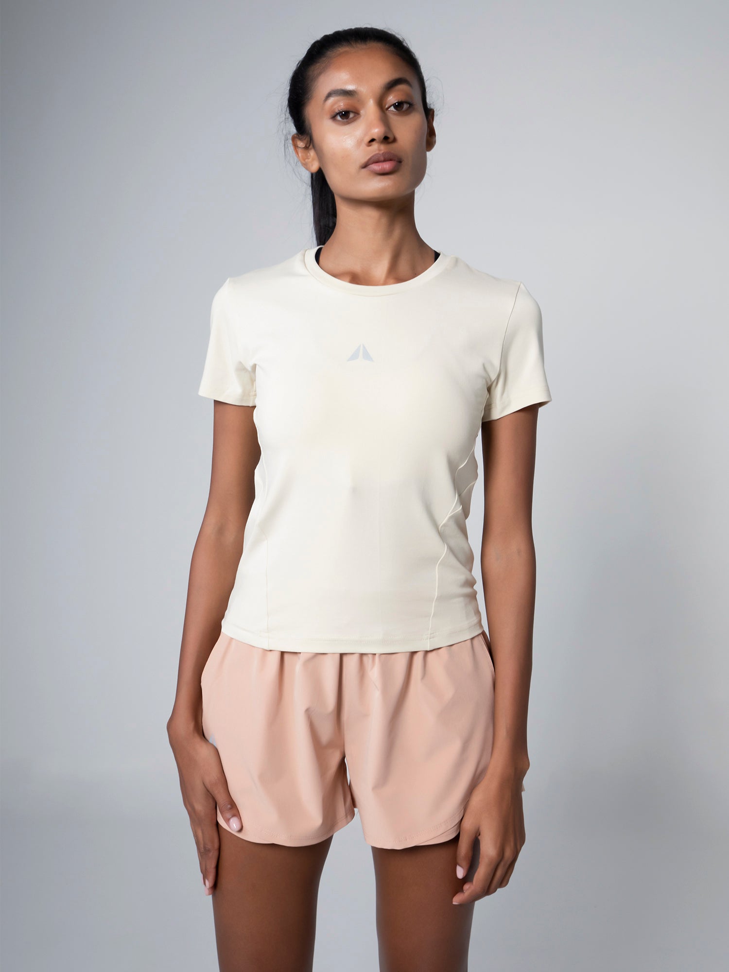 BASIC TRAINING TEE For Women- Aora Athliesure Shop online in Dubai