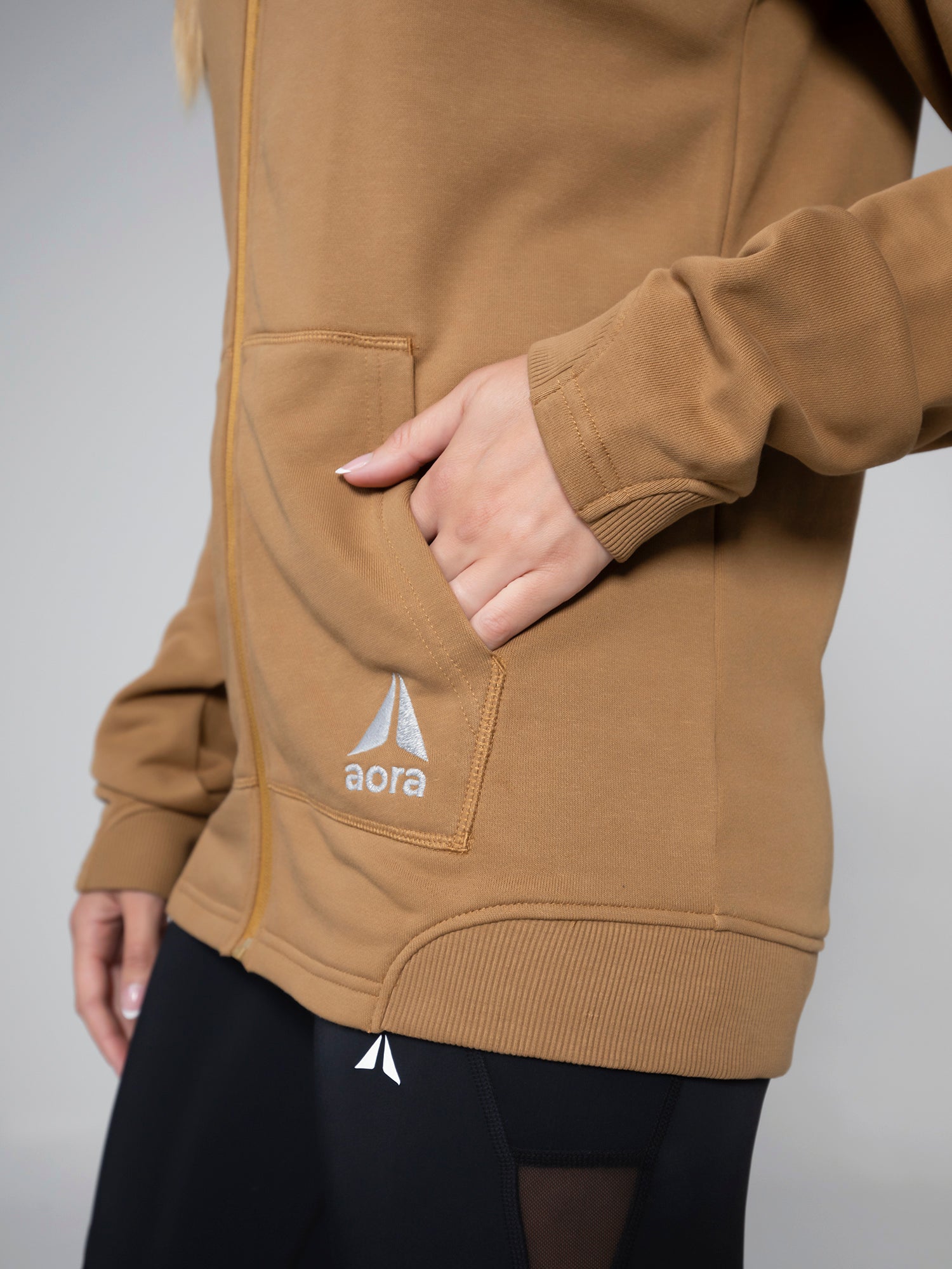 OVERSIZED ZIPPER HOODIE