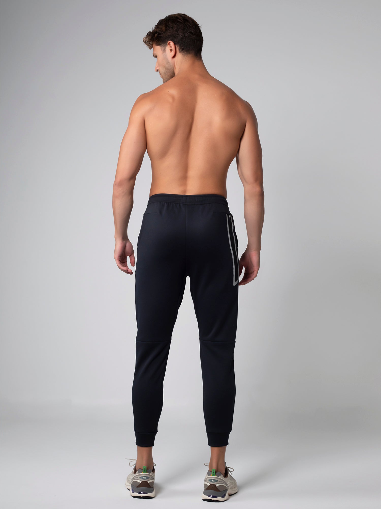 365 NIGHT SWEATPANTS
