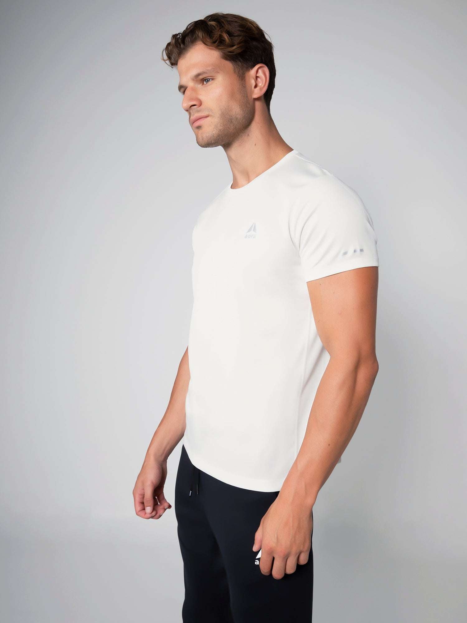 ULTRALIGHT MESH TEE For Men - Aora Activewear Shop online in Dubai