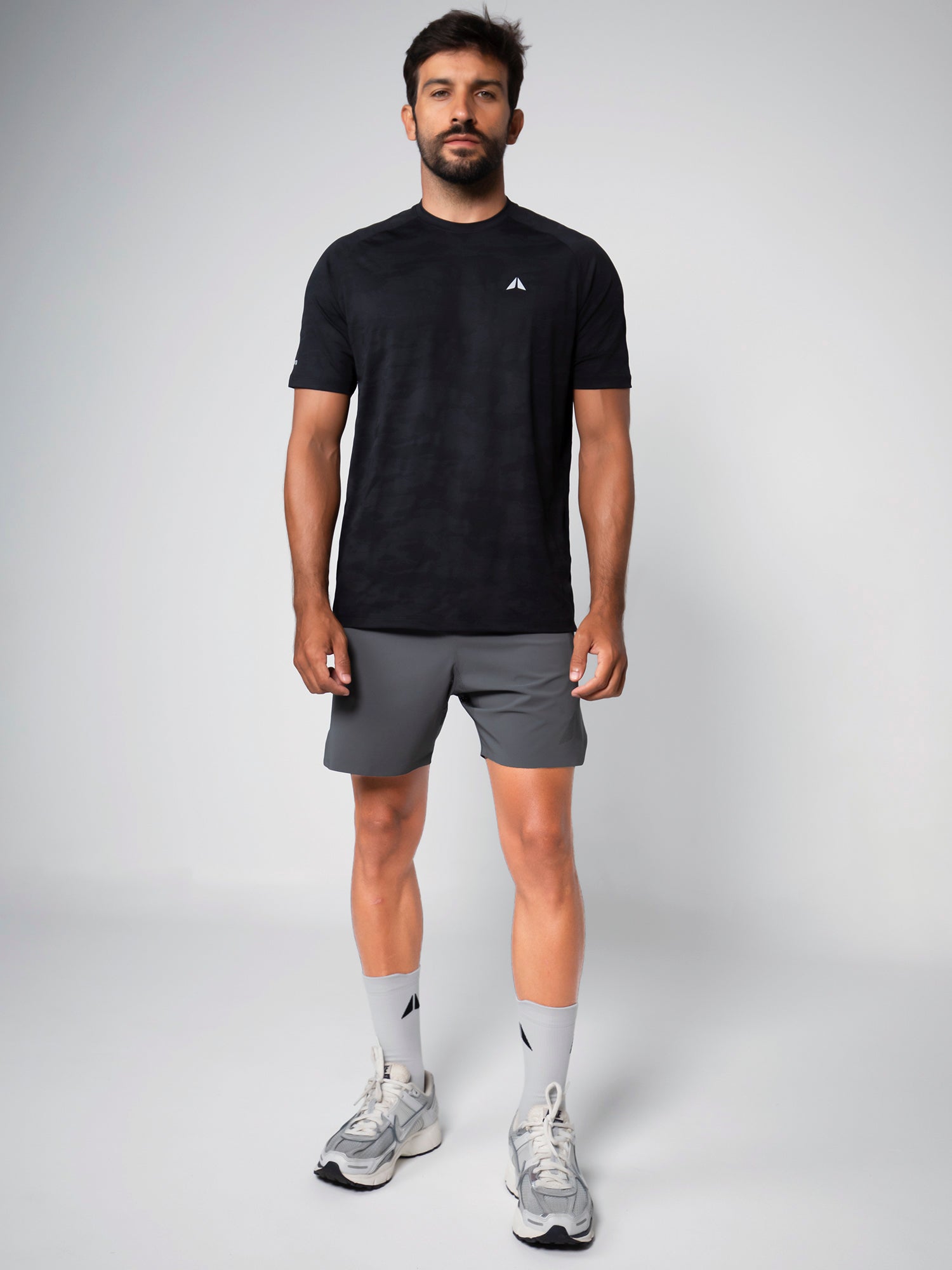 PERFORMANCE TSHIRT