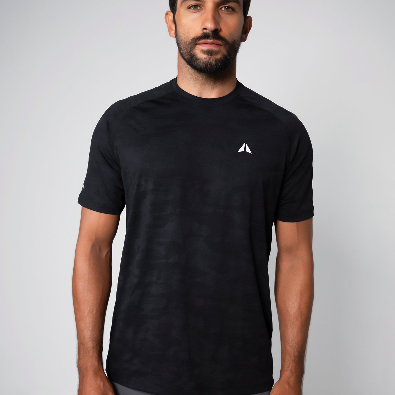 PERFORMANCE TSHIRT