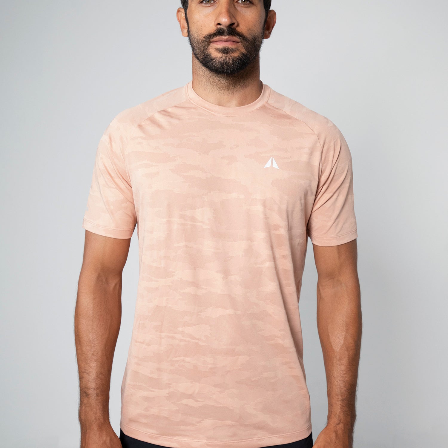 PERFORMANCE TSHIRT