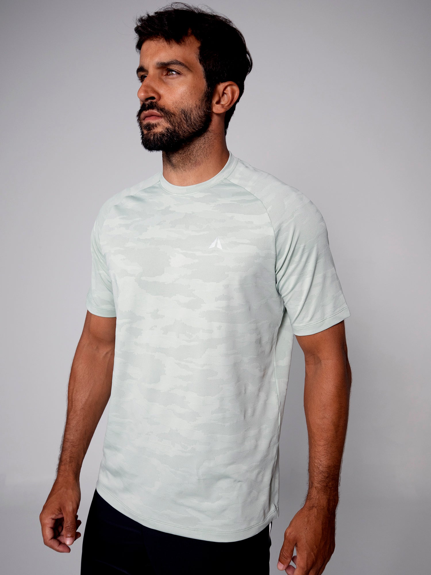 PERFORMANCE TSHIRT