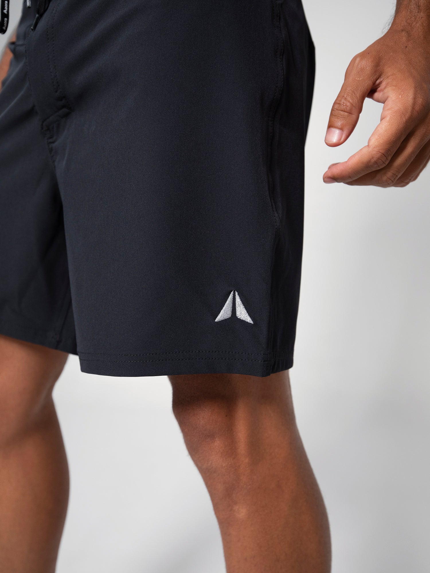ESSENTIAL SWIM SHORT