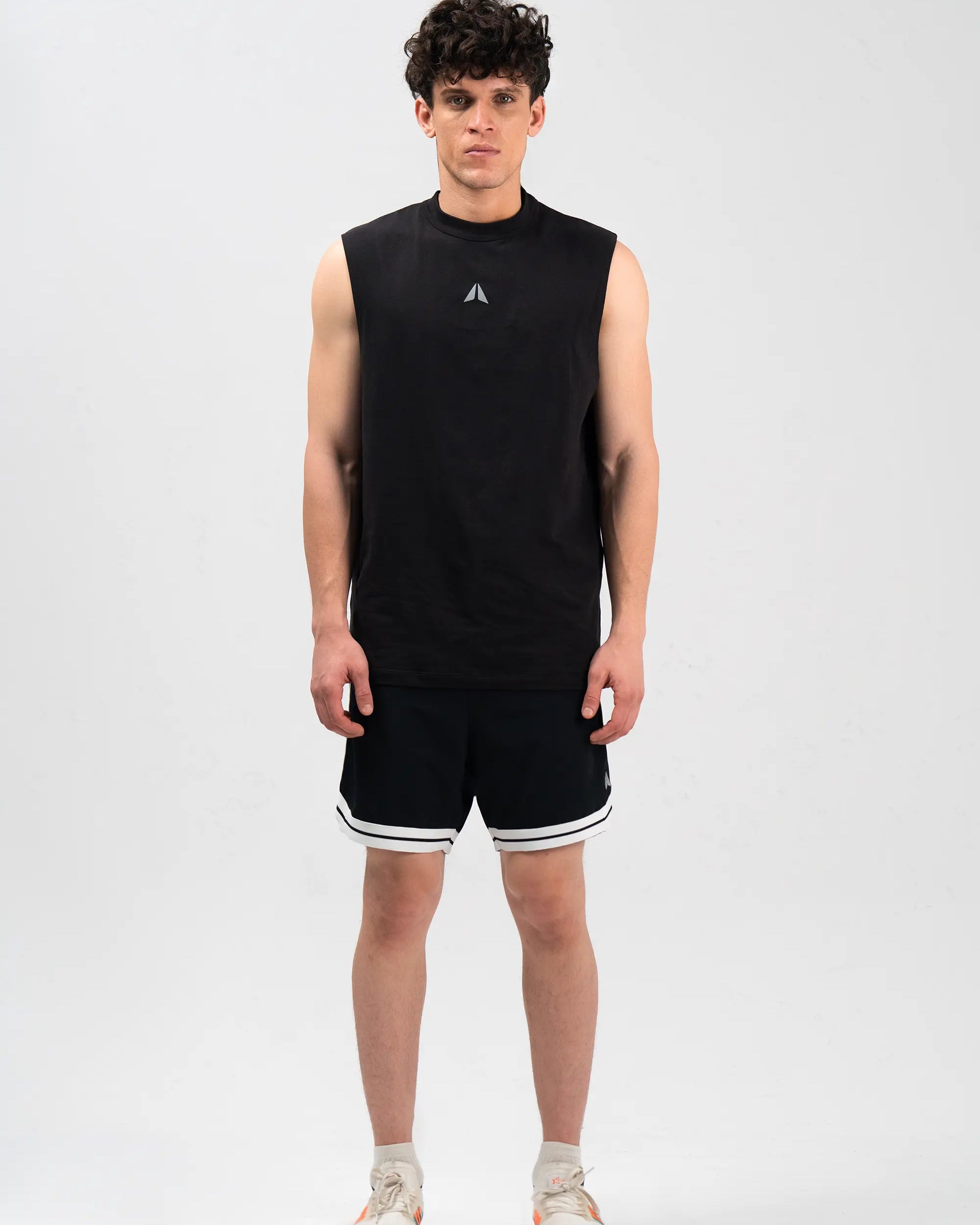 OVERSIZED TANK TOP