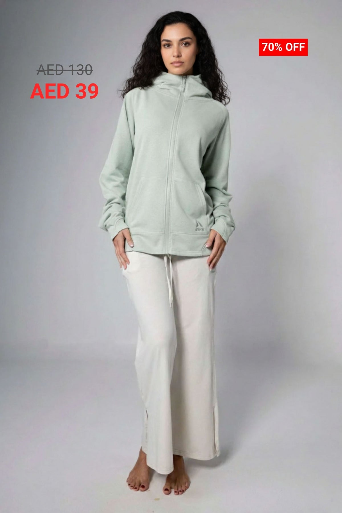 OVERSIZED ZIPPER HOODIE