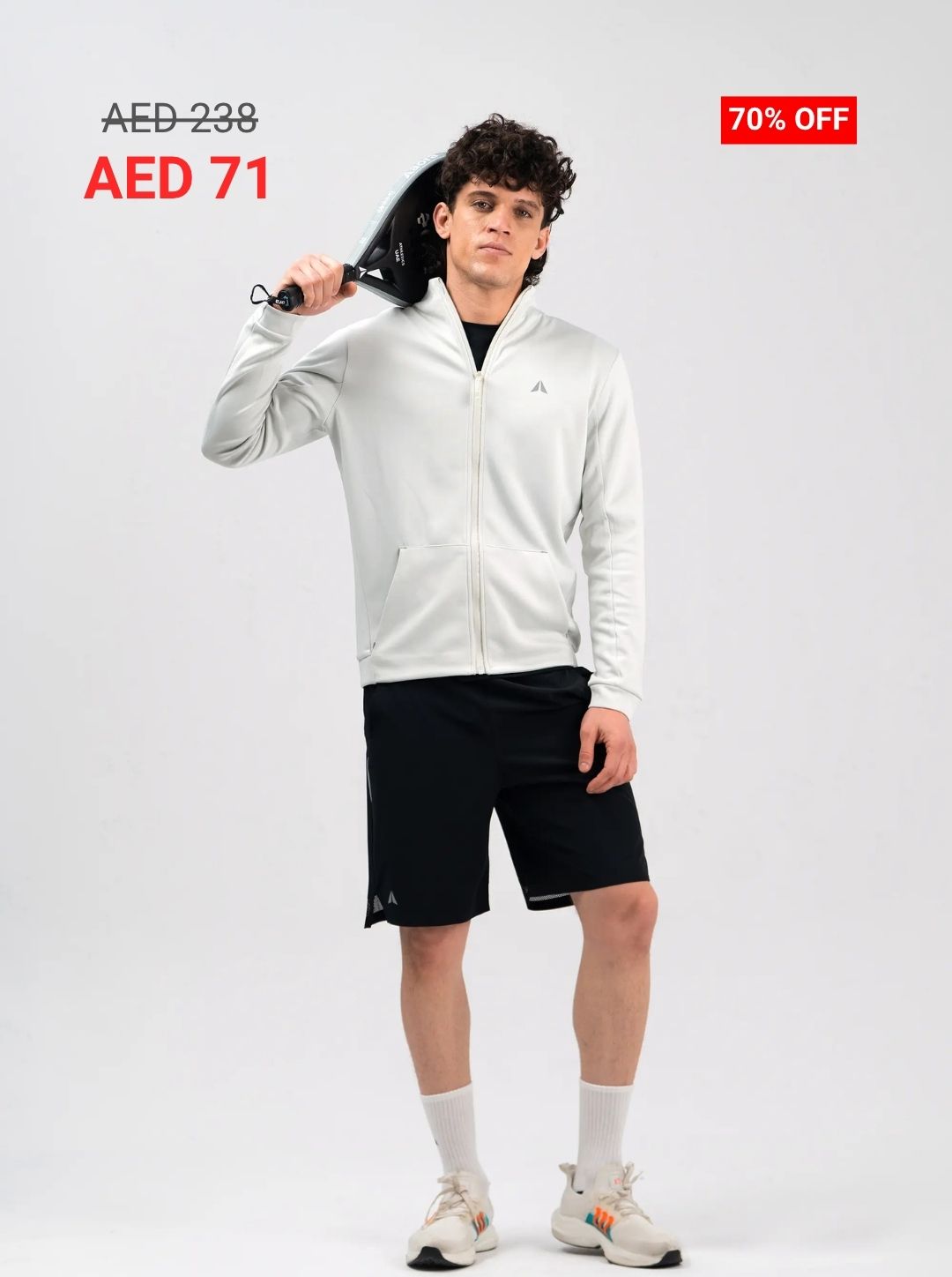PERFORMANCE JACKET