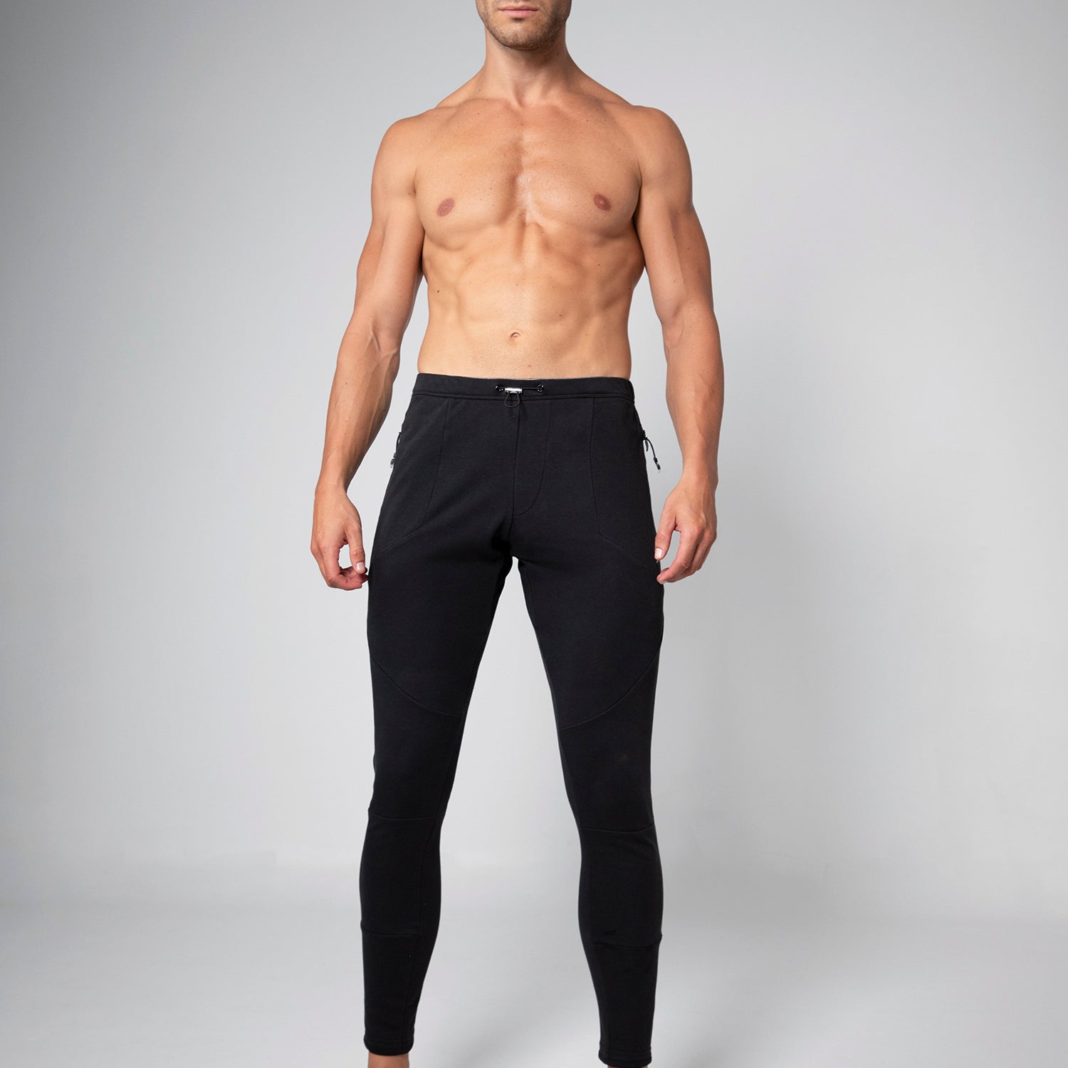 NEVO TECH SWEATPANTS