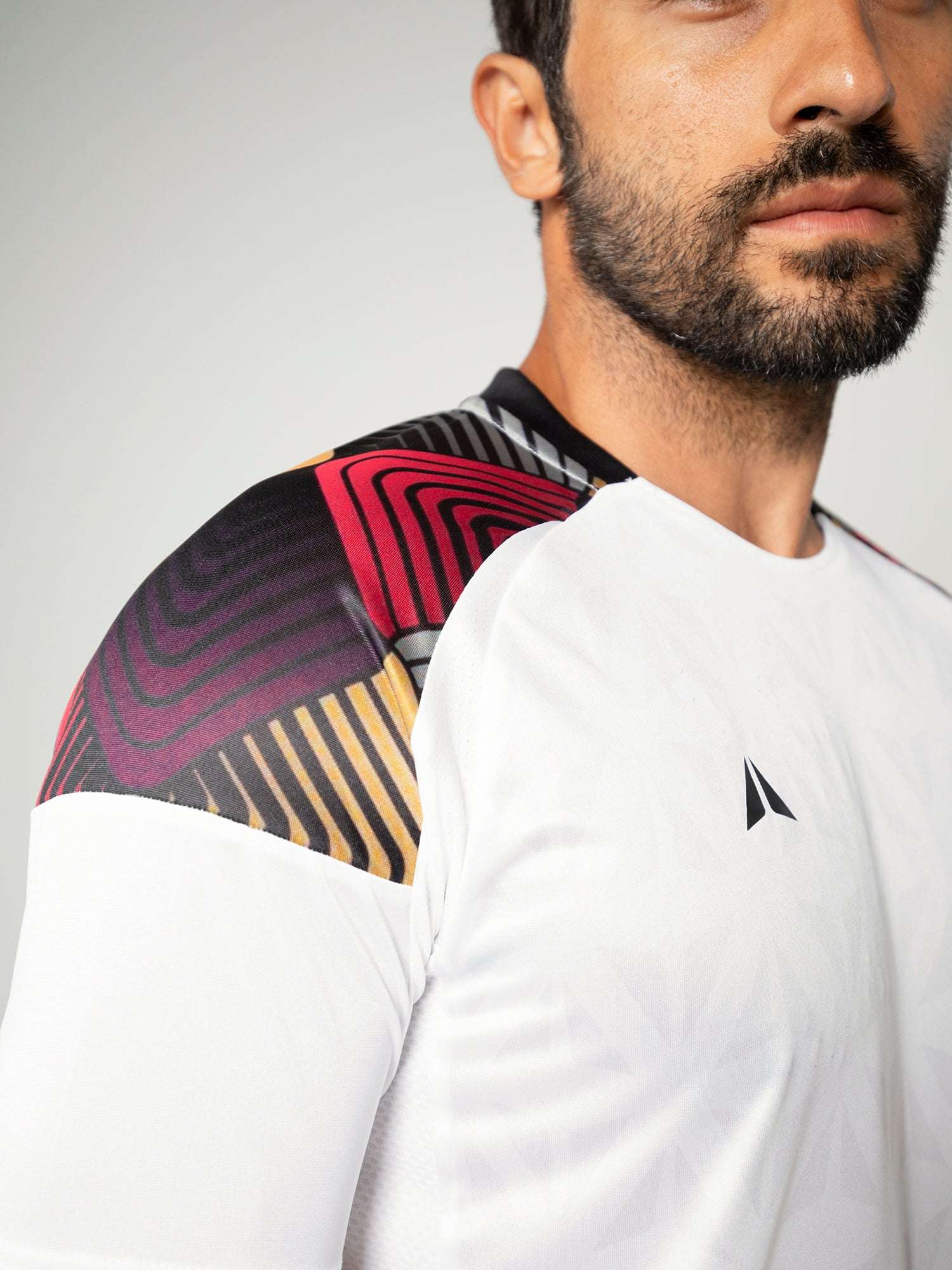 SOCCER JERSEY V6 - WHITE For Men - Aora Activewear Shop online in Abu Dhabi