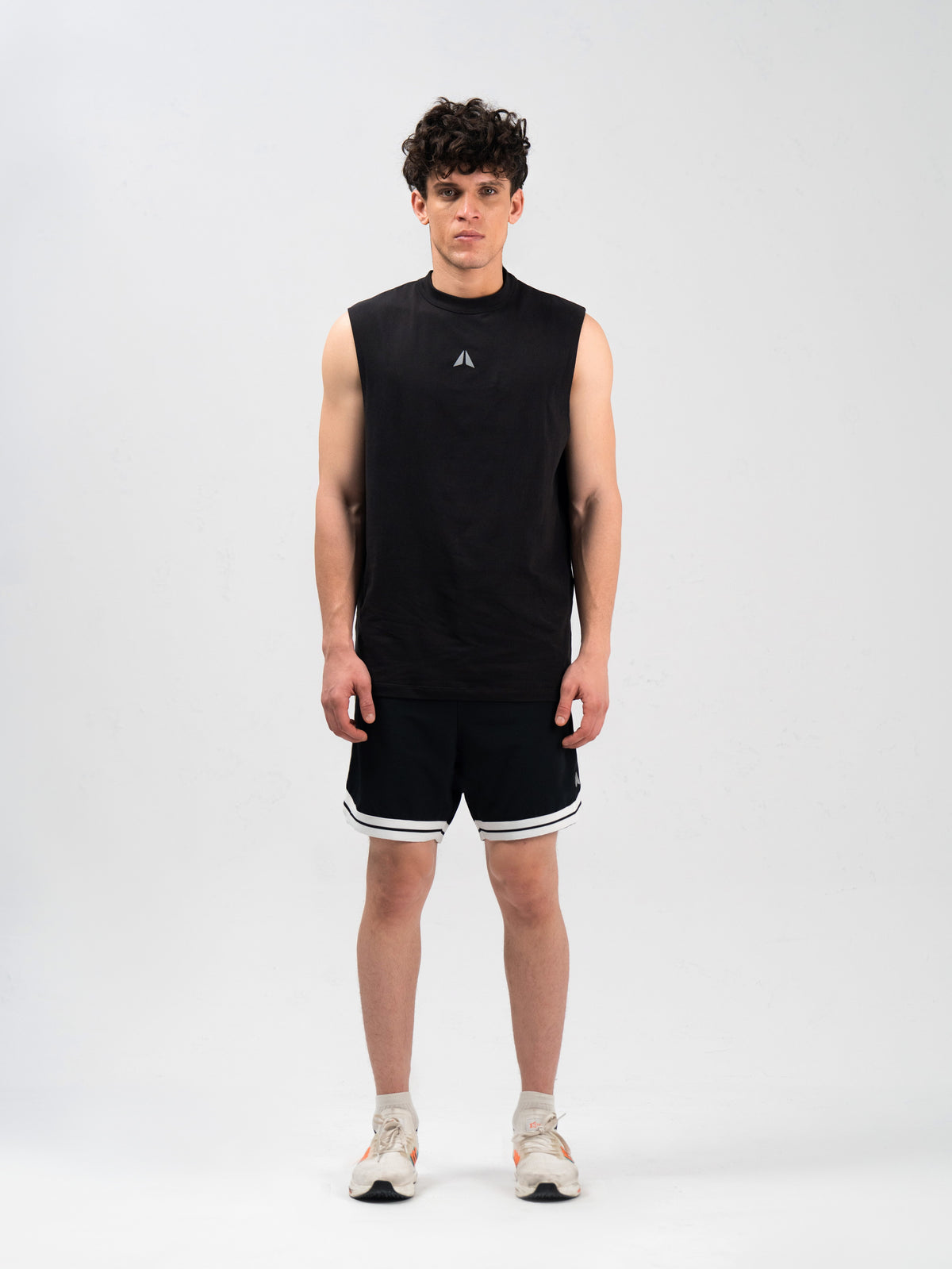 OVERSIZED TANK TOP