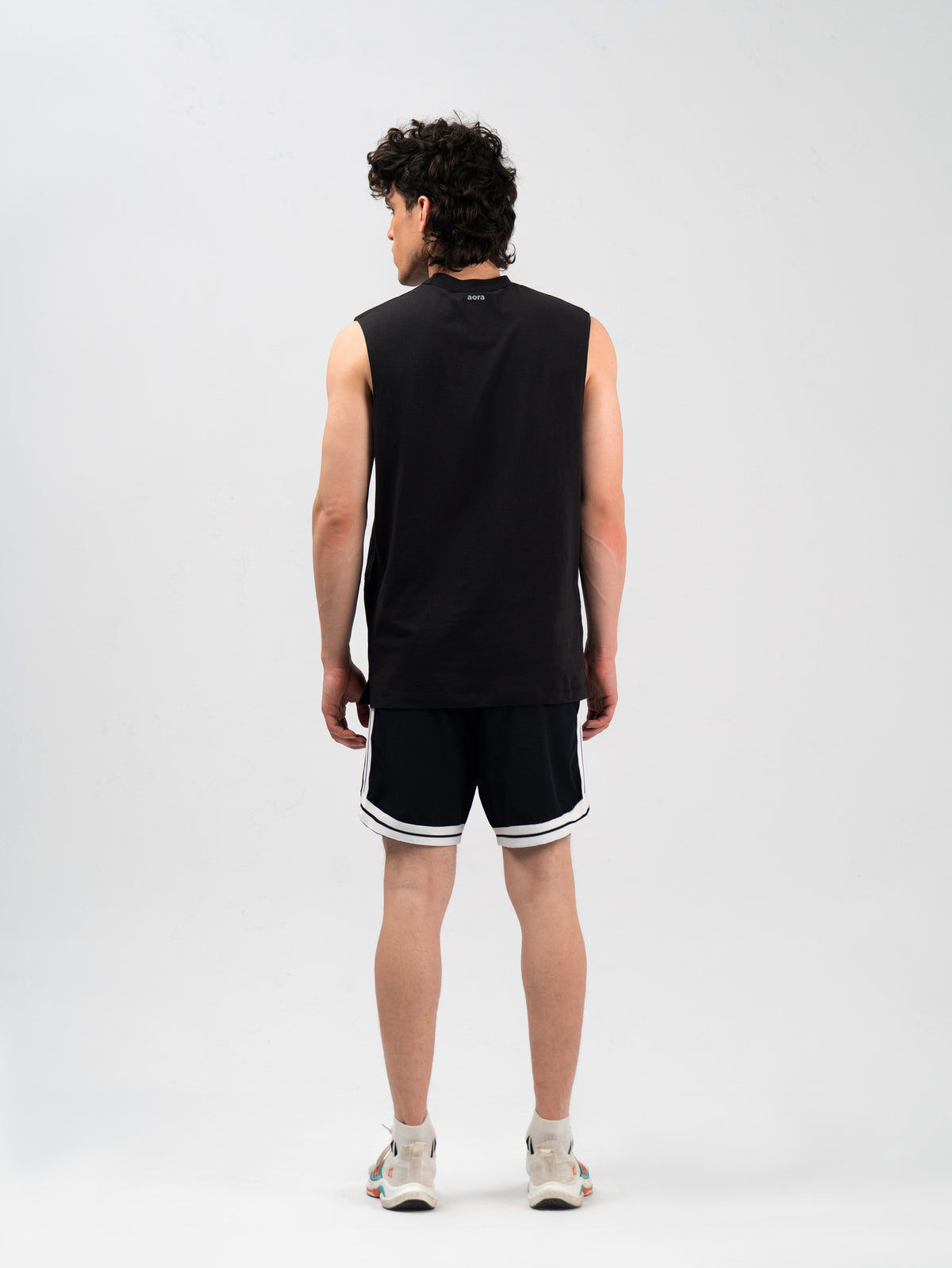OVERSIZED TANK TOP