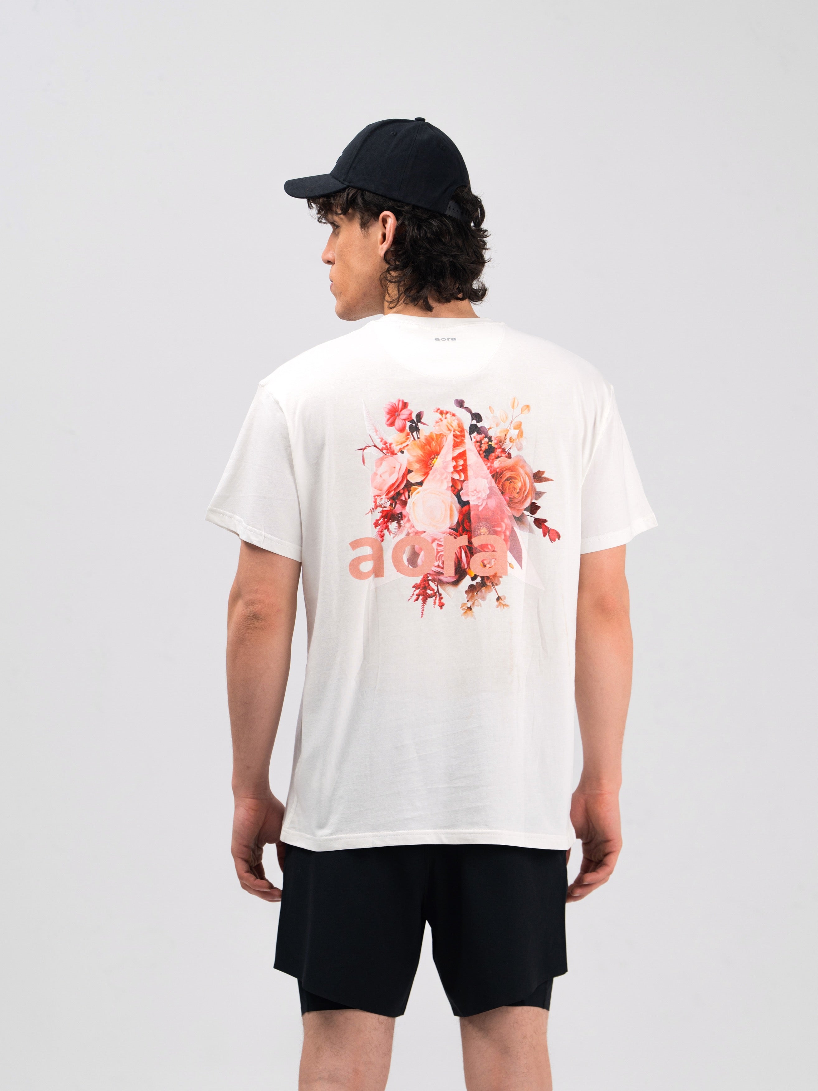 UNISEX SEASON GRAPHIC TSHIRT - V3