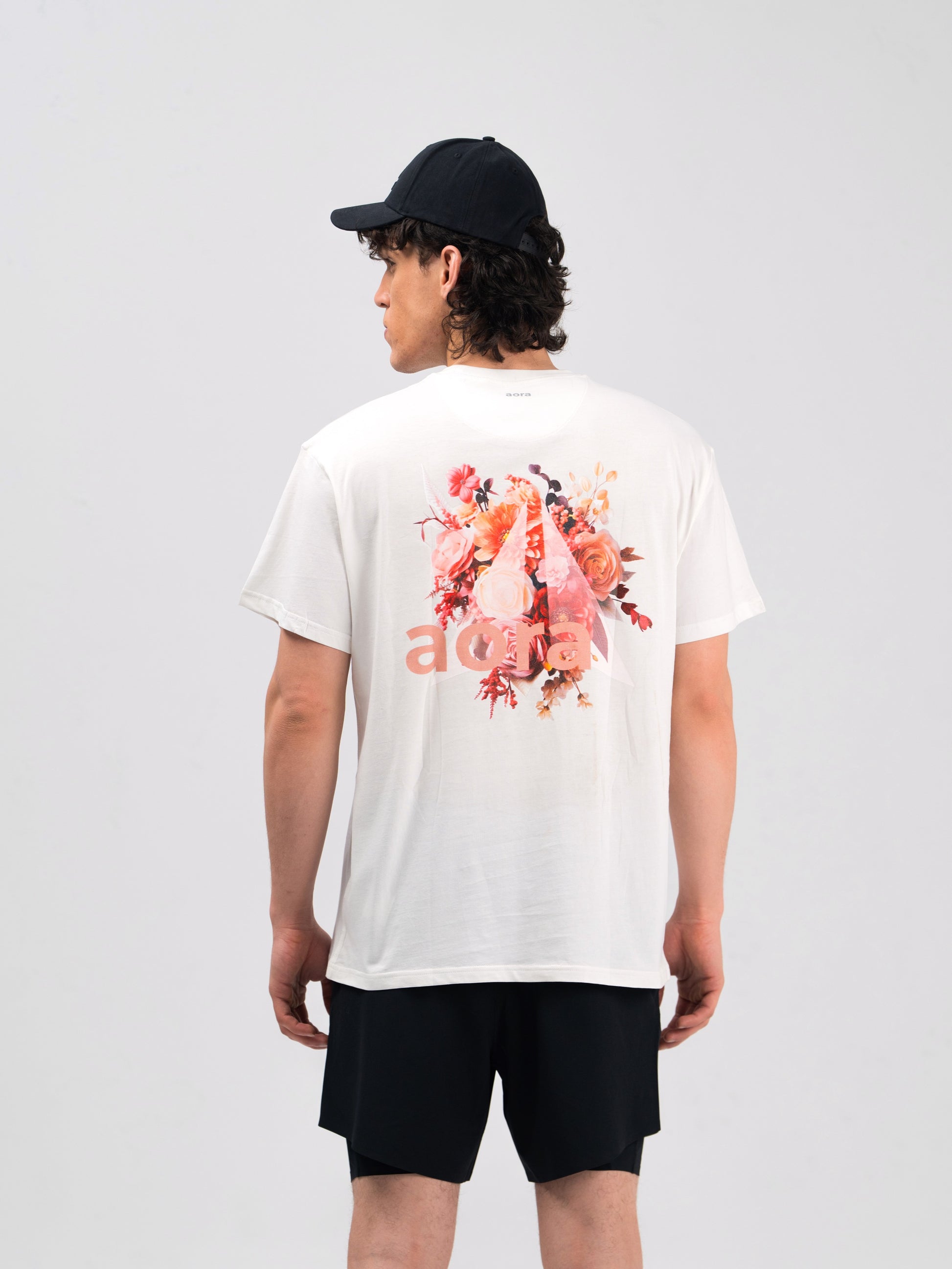 UNISEX SEASON GRAPHIC TSHIRT - V3