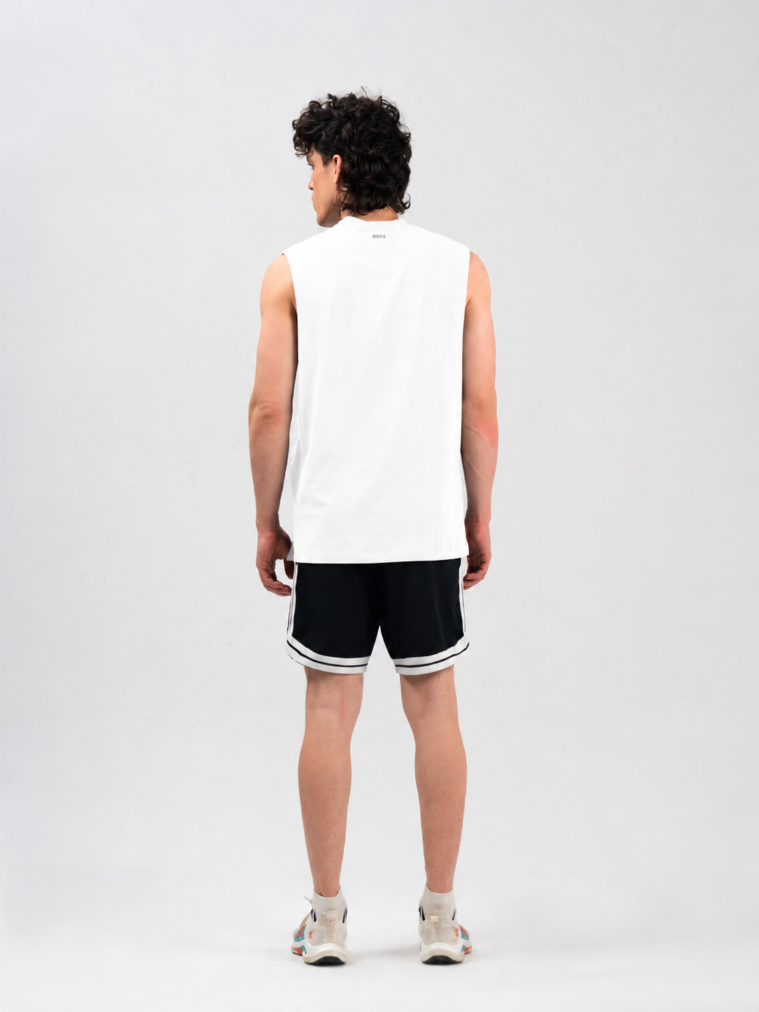 OVERSIZED TANK TOP