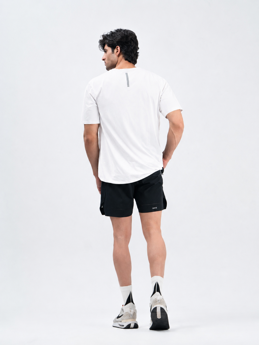 ULTRALIGHT MESH TEE